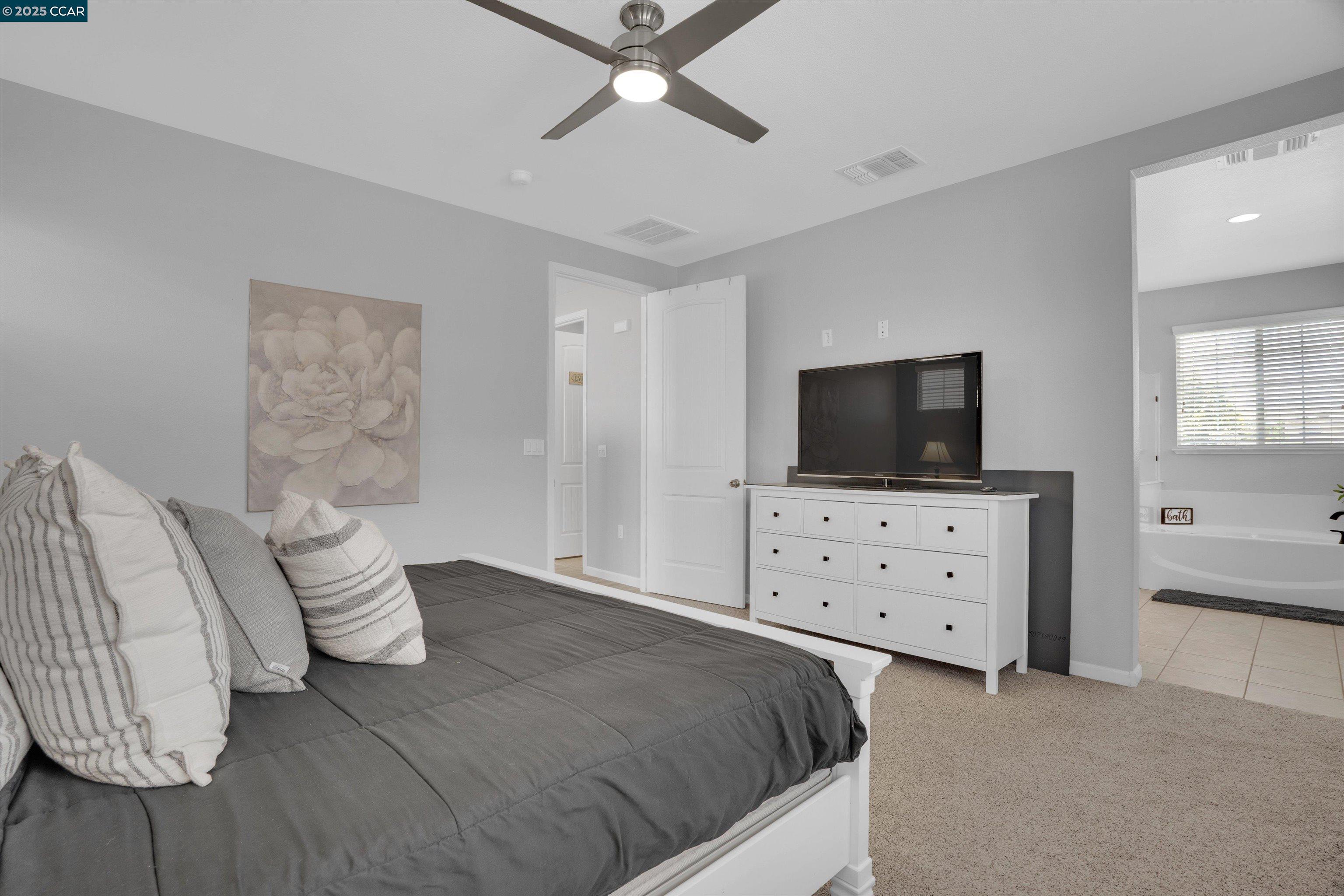 Detail Gallery Image 23 of 35 For 300 Alta St, Brentwood,  CA 94513 - 4 Beds | 2/1 Baths