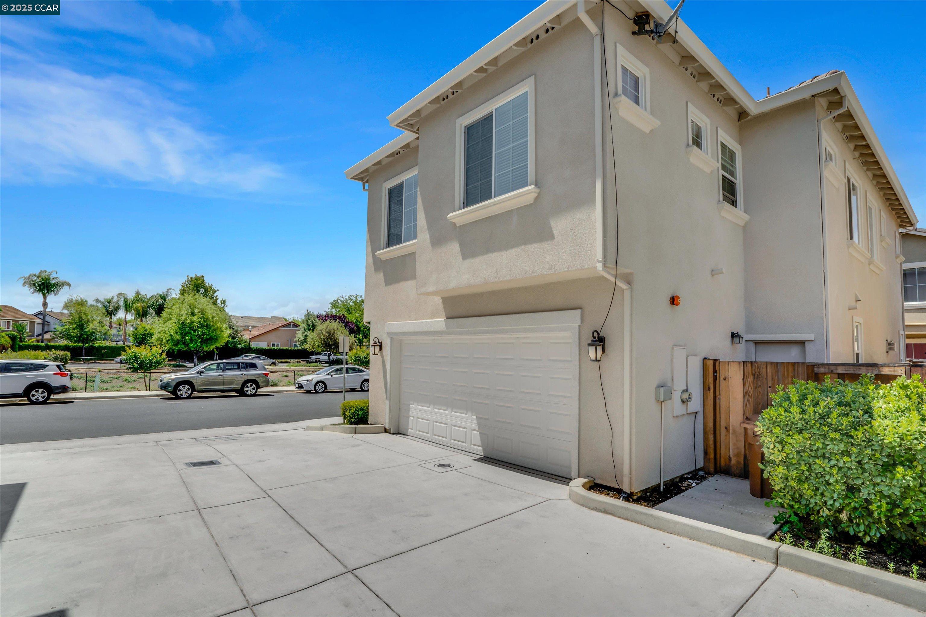 Detail Gallery Image 5 of 35 For 300 Alta St, Brentwood,  CA 94513 - 4 Beds | 2/1 Baths
