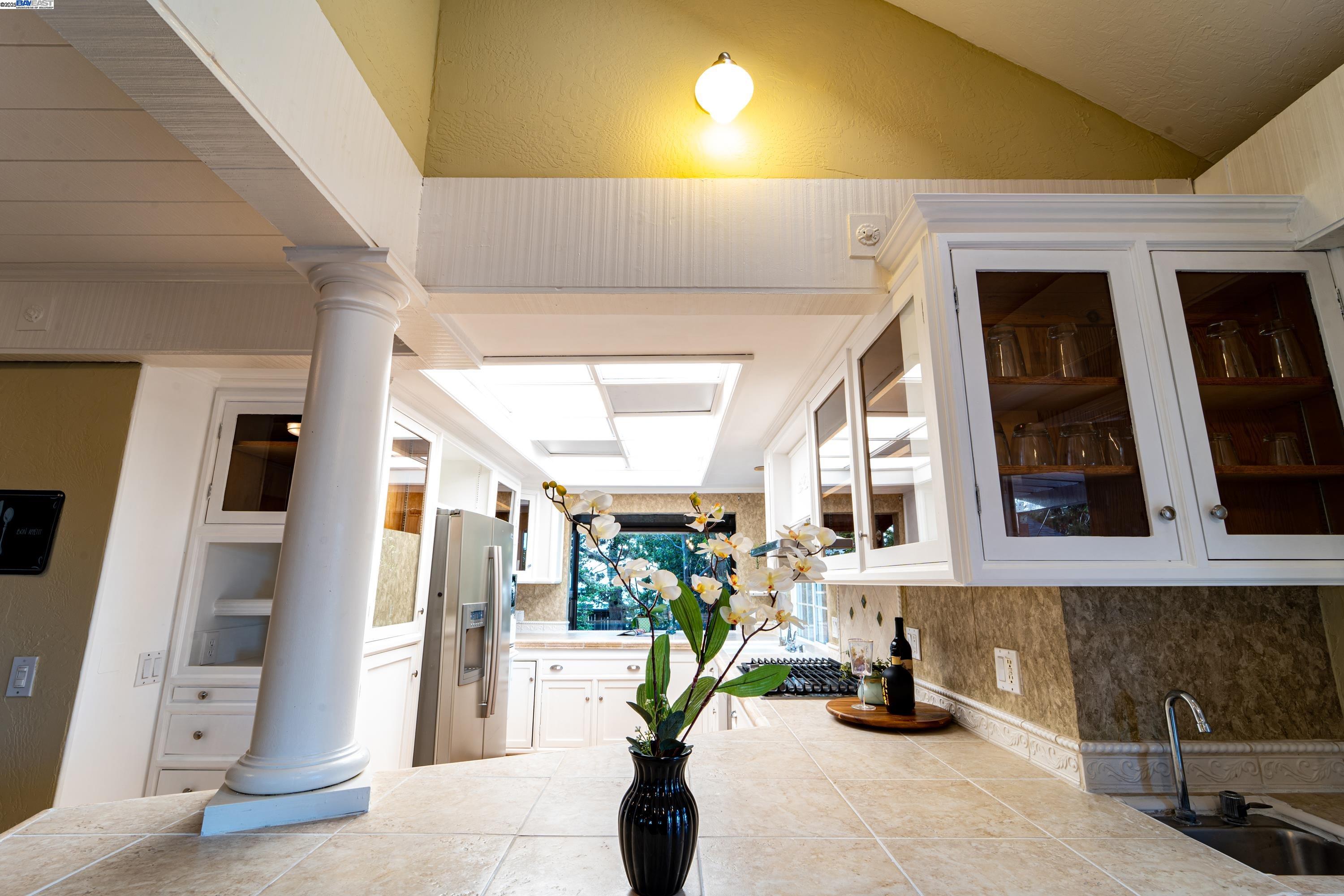 Detail Gallery Image 19 of 36 For 4381 James Ave, Castro Valley,  CA 94546 - 4 Beds | 2 Baths