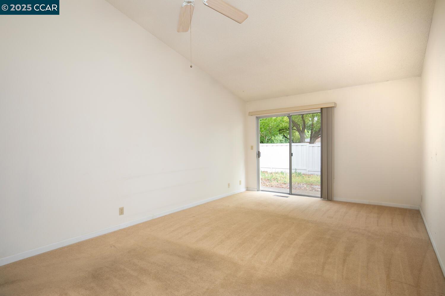 Photo #11: 41097371 Listing: Photo #11