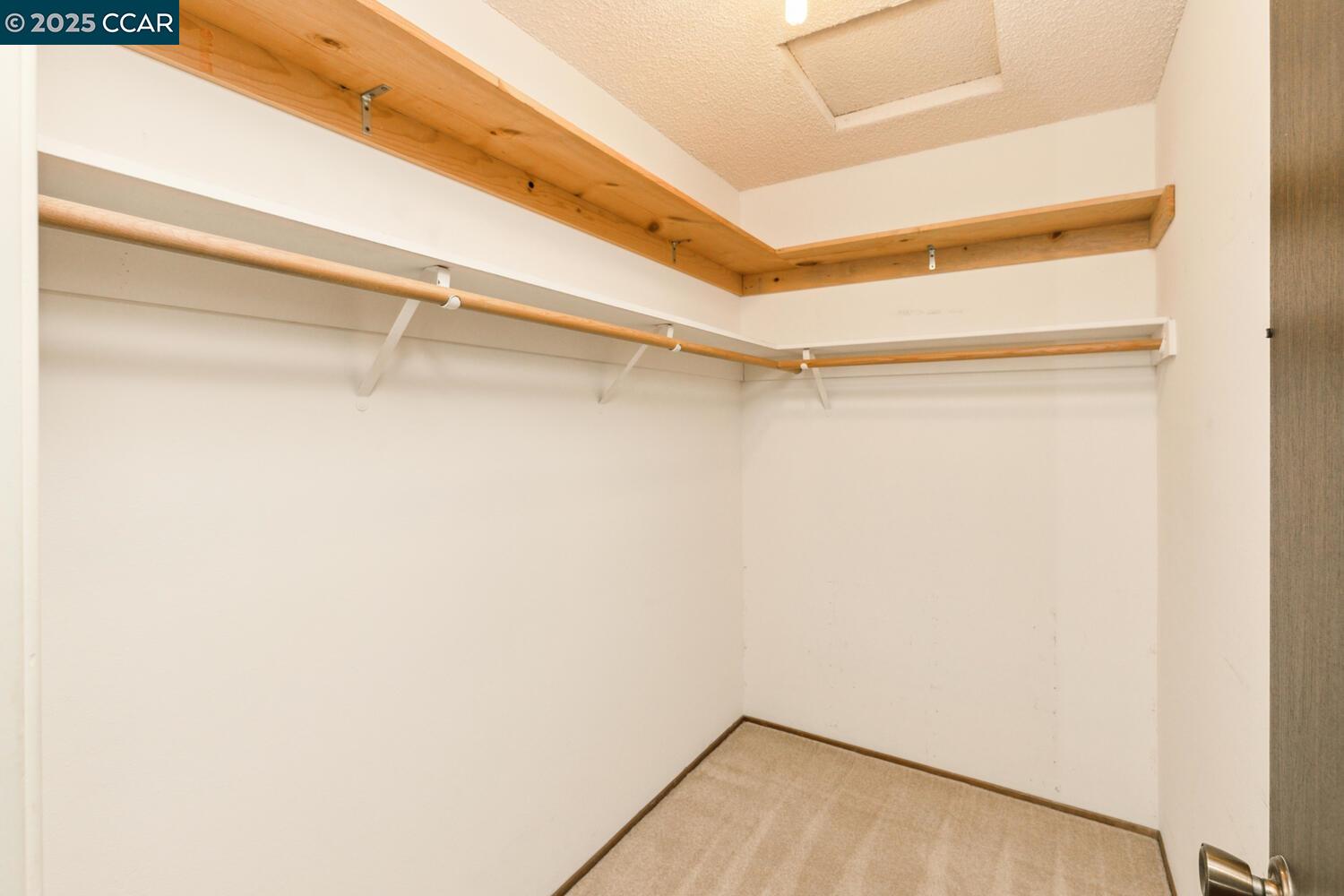 Photo #15: 41097371 Listing: Photo #15