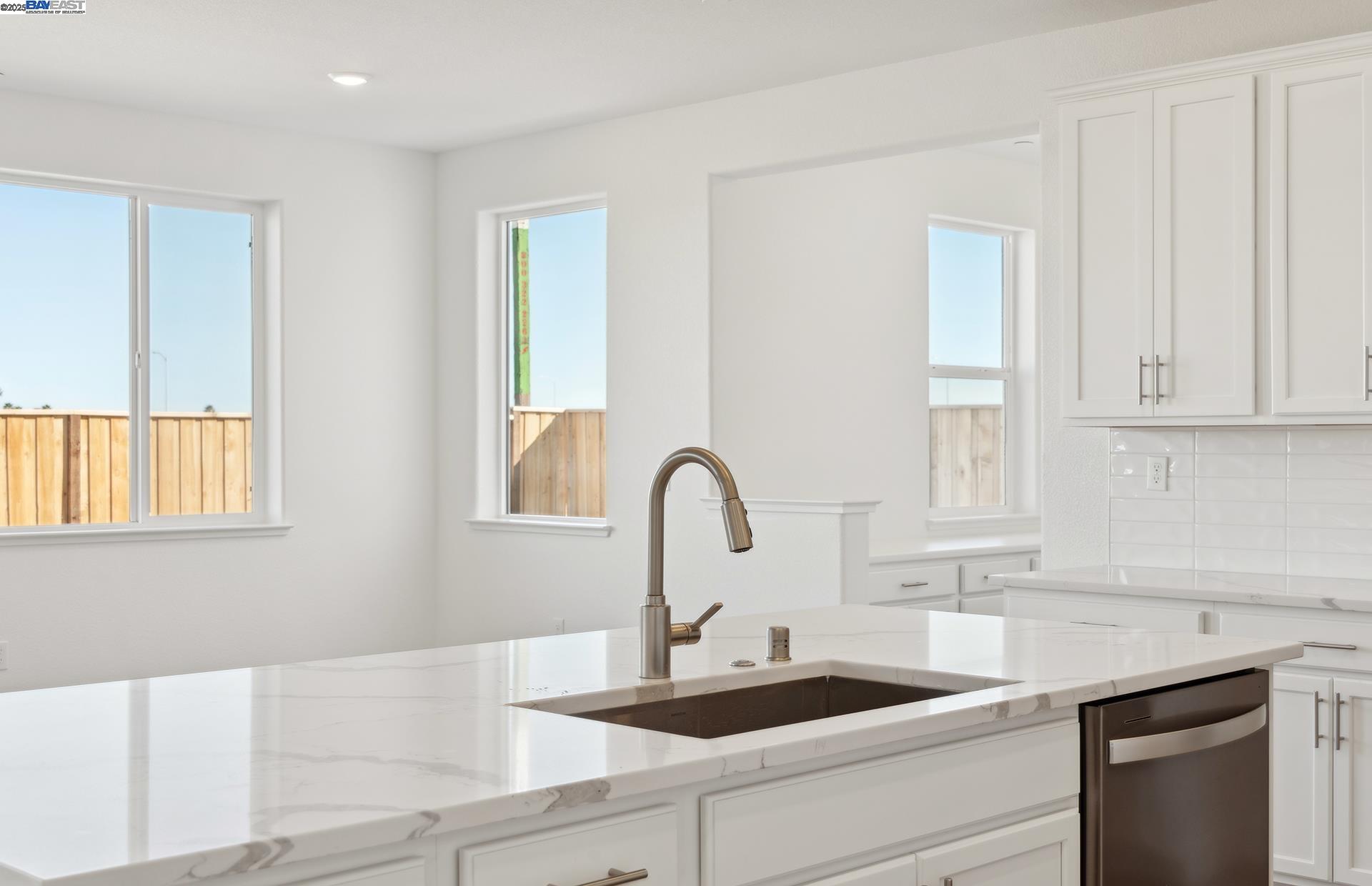 Detail Gallery Image 18 of 60 For 1150 Bradbury Dr, Discovery Bay,  CA 94505 - 5 Beds | 35 Baths