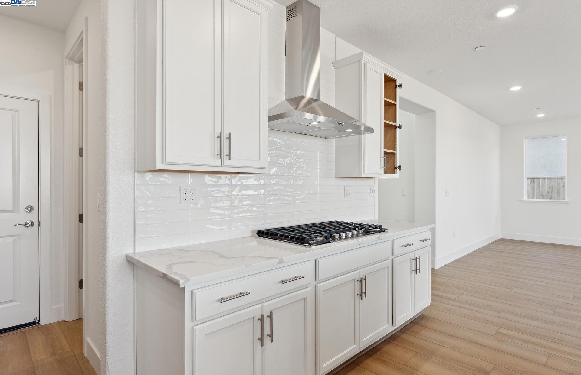 Detail Gallery Image 22 of 60 For 1150 Bradbury Dr, Discovery Bay,  CA 94505 - 5 Beds | 35 Baths
