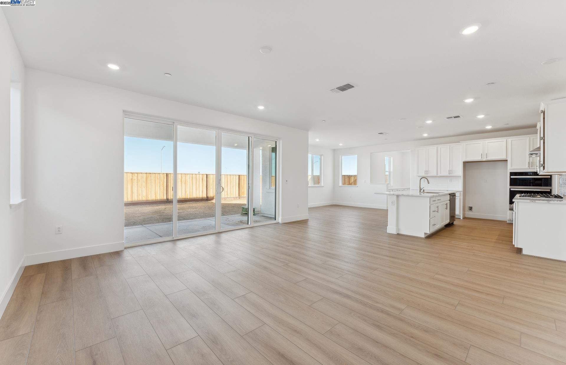 Detail Gallery Image 27 of 60 For 1150 Bradbury Dr, Discovery Bay,  CA 94505 - 5 Beds | 35 Baths
