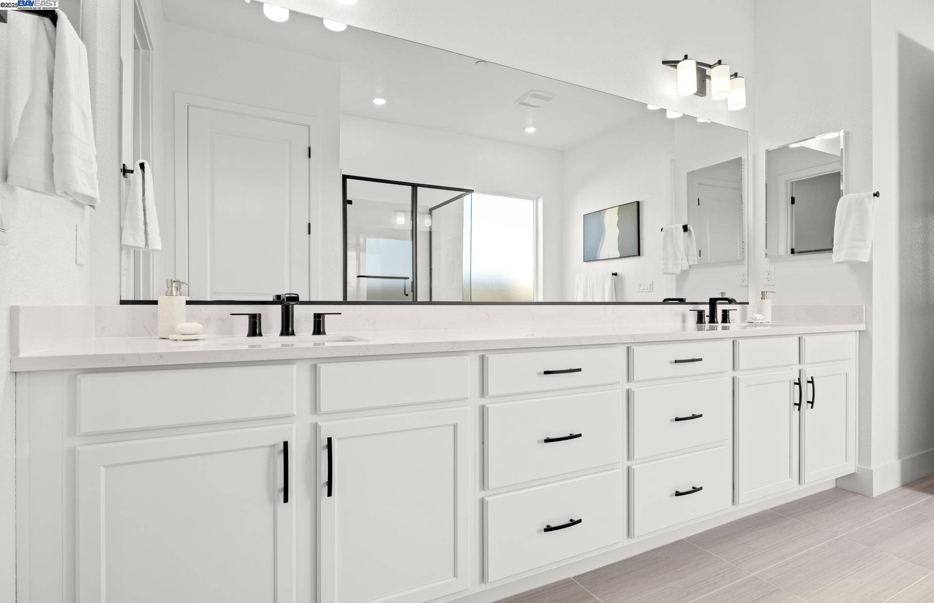 Detail Gallery Image 13 of 15 For 1145 Bradbury Dr, Discovery Bay,  CA 94505 - 4 Beds | 3 Baths