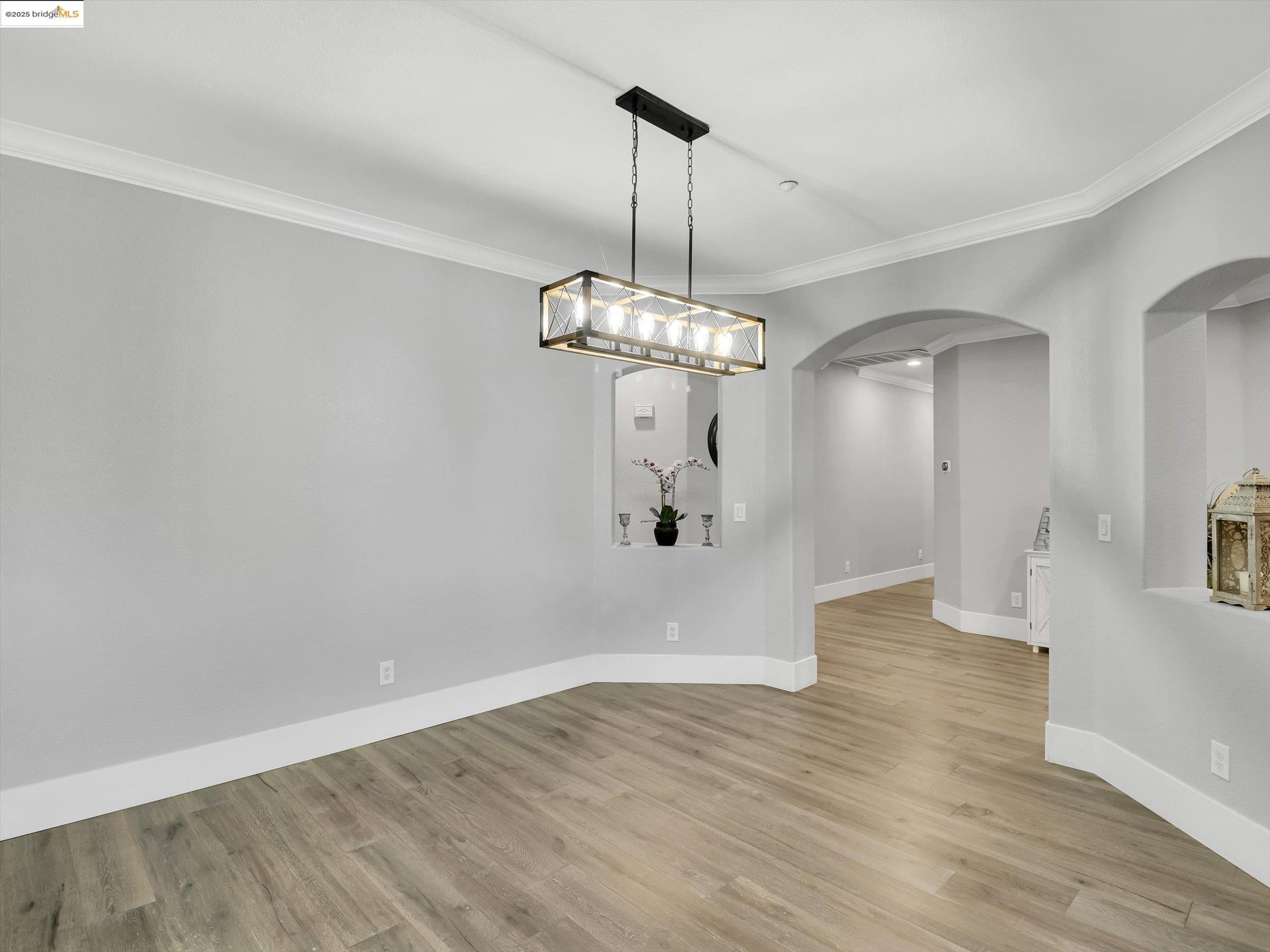 Detail Gallery Image 5 of 53 For 1109 San Donato Ct, Brentwood,  CA 94513 - 3 Beds | 2/1 Baths