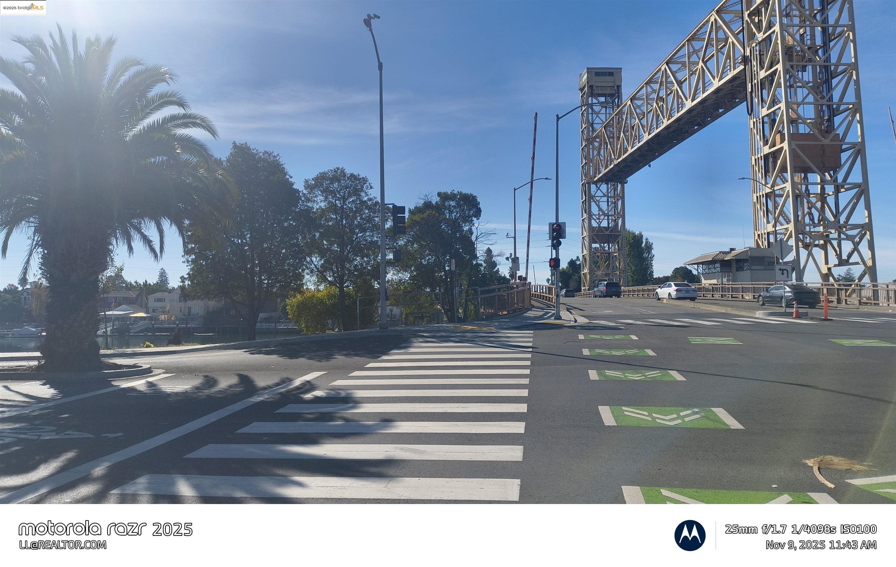 Detail Gallery Image 12 of 38 For 3532 San Leandro St #L,  Oakland,  CA 94601 - 1 Beds | 1 Baths