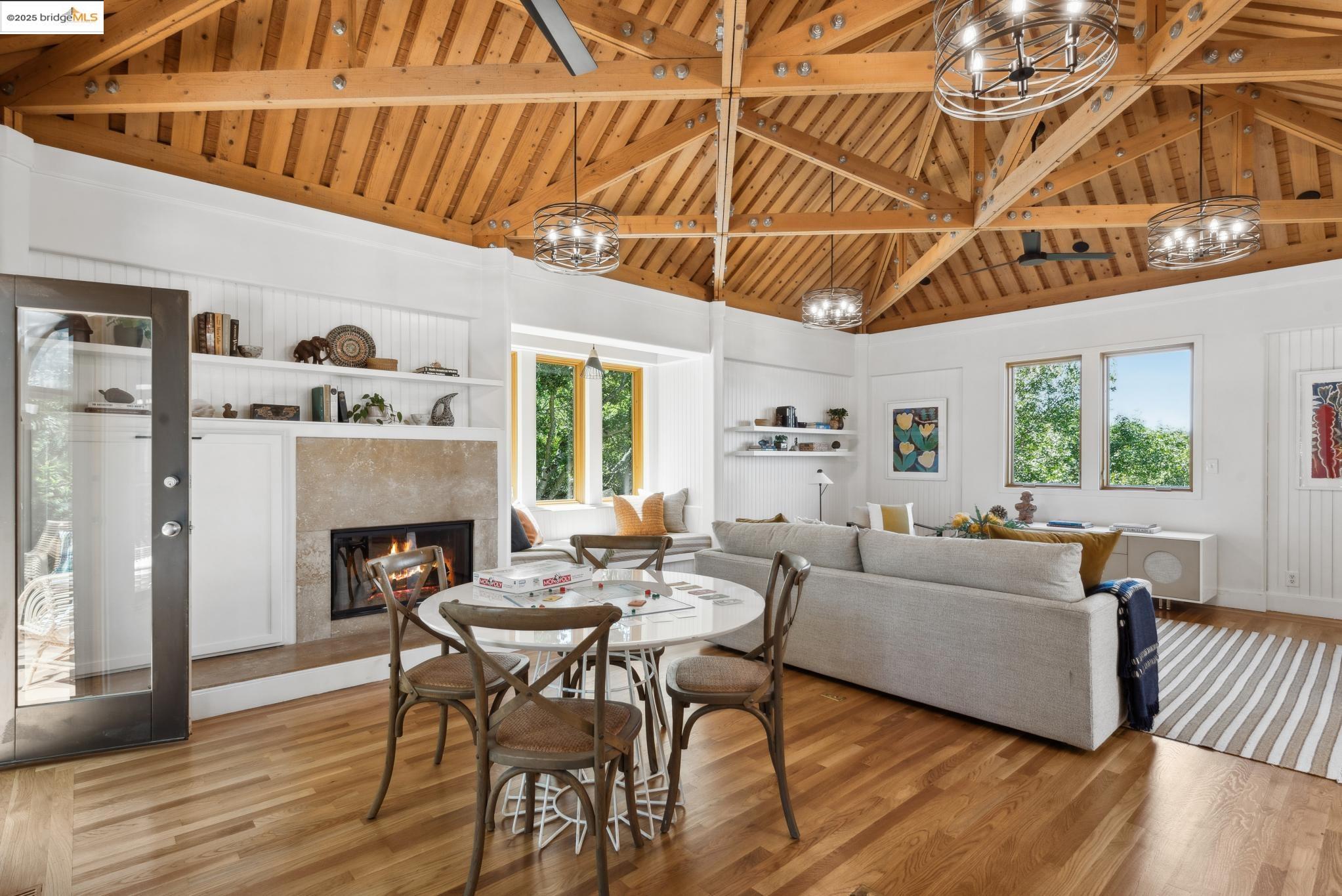 Detail Gallery Image 32 of 60 For 12688 Brookpark Road, Oakland,  CA 94619 - 6 Beds | 4/1 Baths