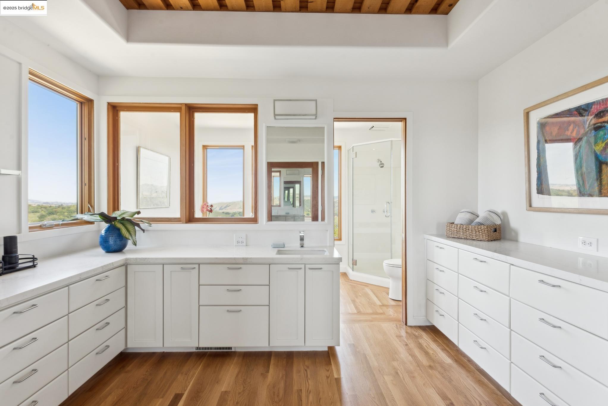 Detail Gallery Image 39 of 60 For 12688 Brookpark Road, Oakland,  CA 94619 - 6 Beds | 4/1 Baths