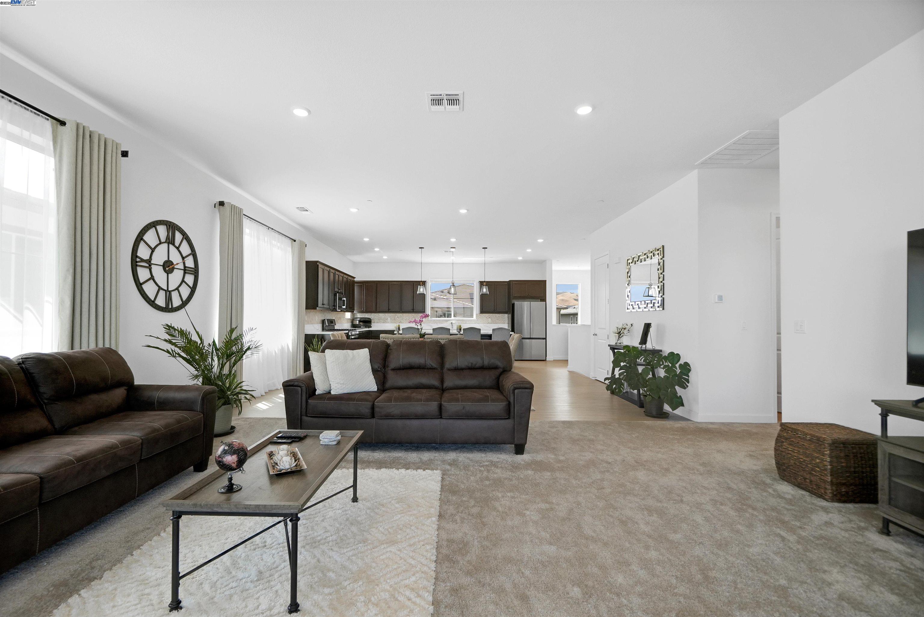 Detail Gallery Image 18 of 46 For 2462 Shore Vista, Fairfield,  CA 94533 - 3 Beds | 2 Baths