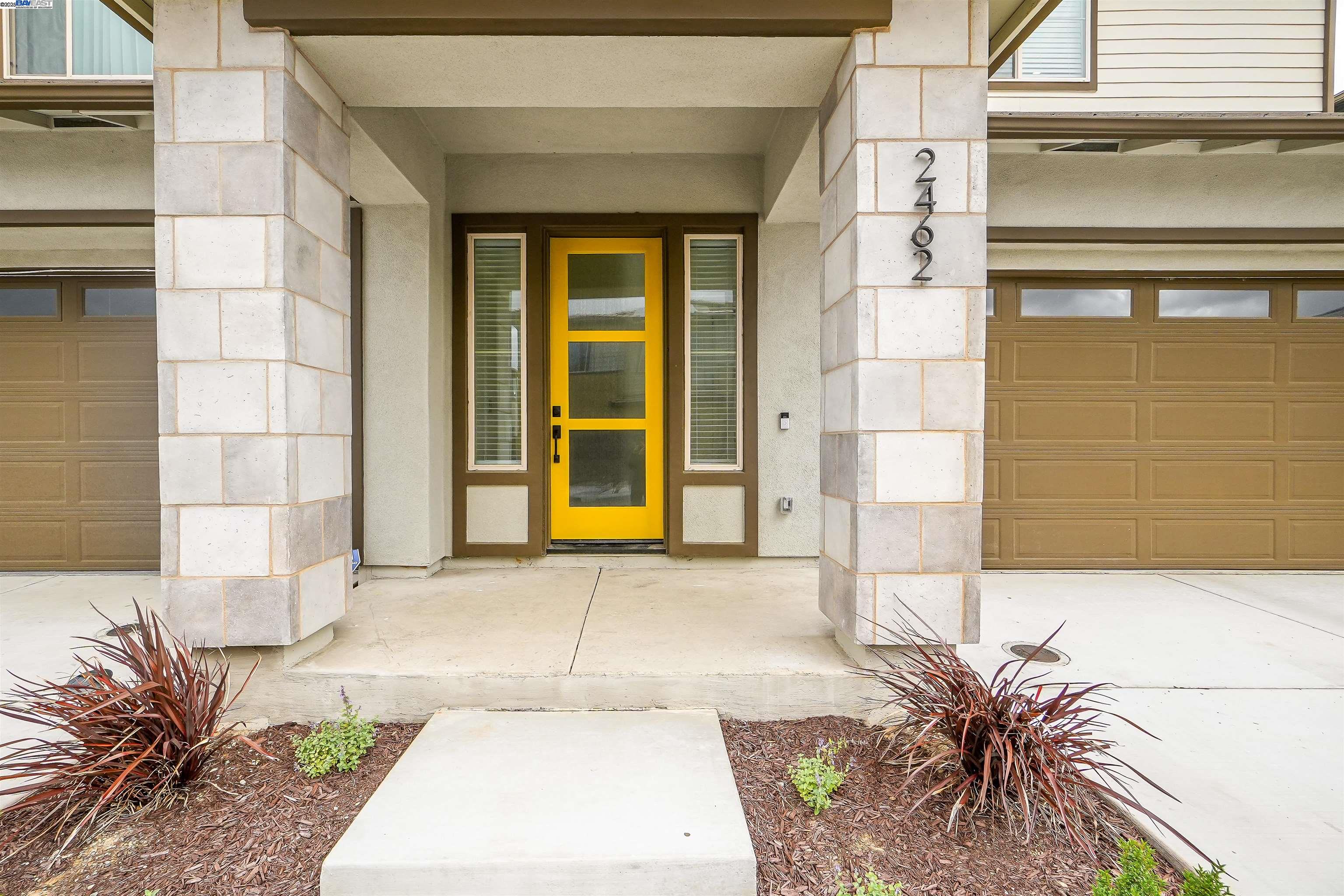 Detail Gallery Image 4 of 46 For 2462 Shore Vista, Fairfield,  CA 94533 - 3 Beds | 2 Baths