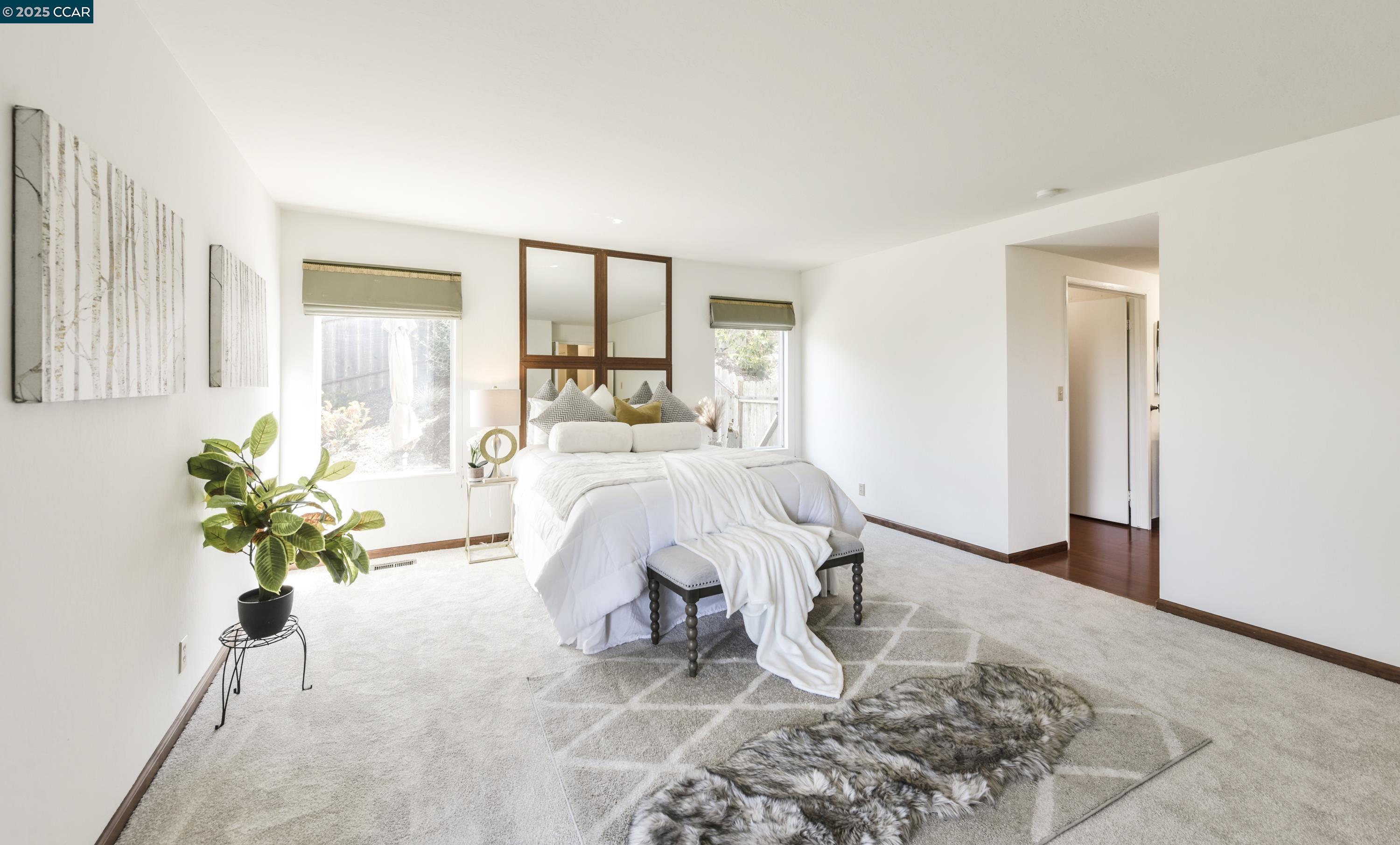 Detail Gallery Image 28 of 47 For 18509 Greenridge Ct, Castro Valley,  CA 94552 - 4 Beds | 2/1 Baths