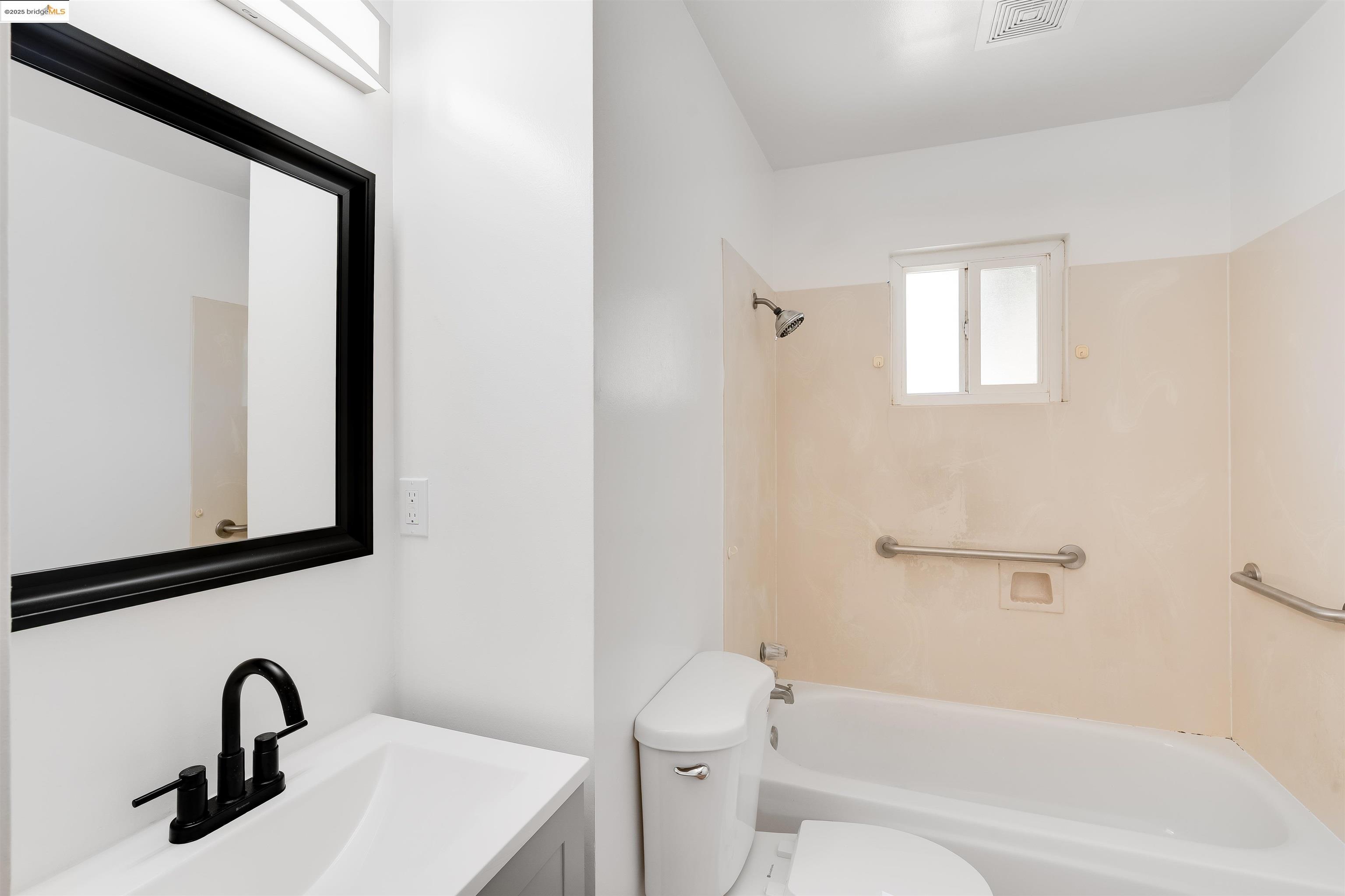 Detail Gallery Image 22 of 42 For 1908 New Jersey St, Fairfield,  CA 94533 - 3 Beds | 2 Baths