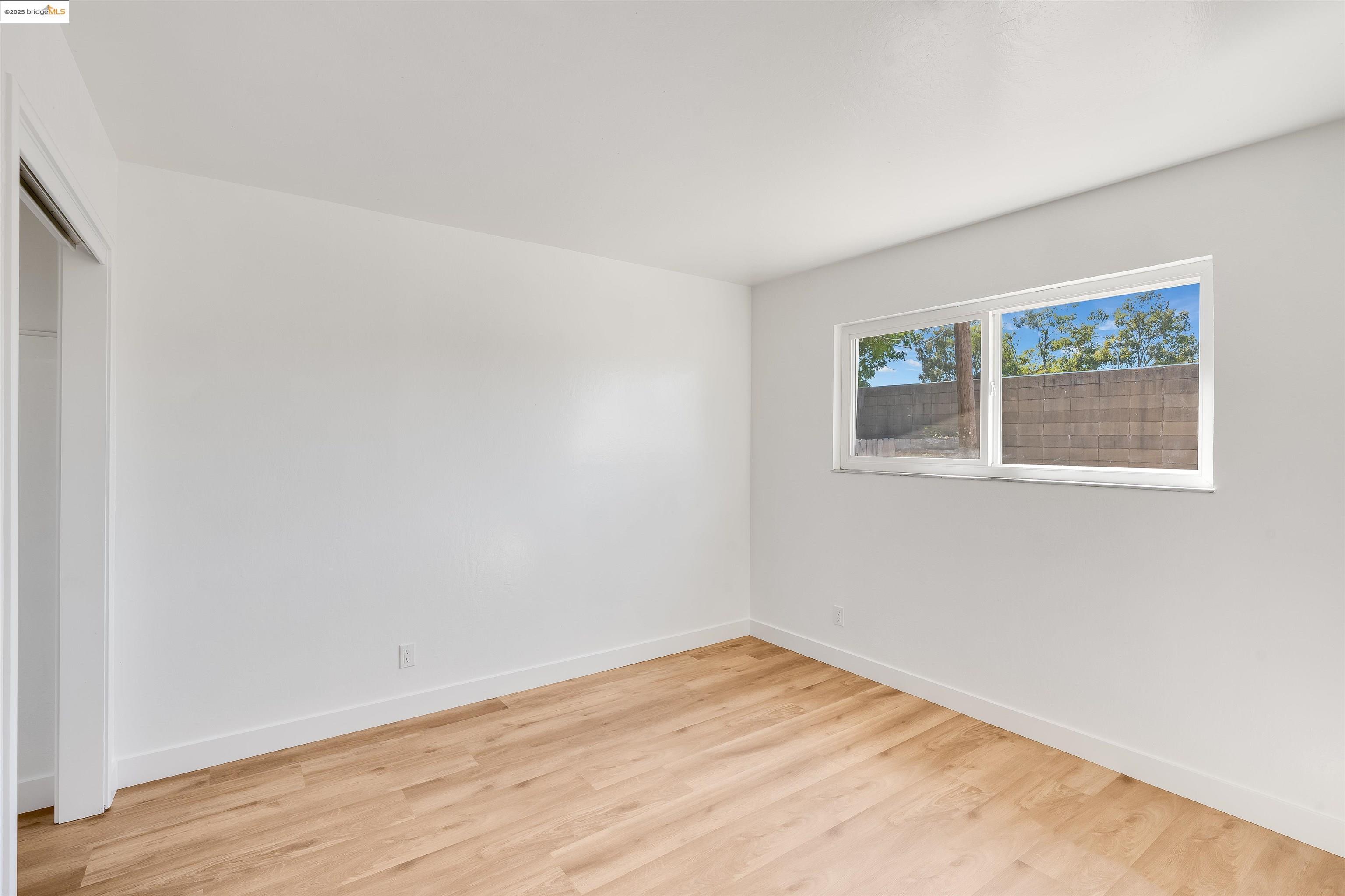 Detail Gallery Image 26 of 42 For 1908 New Jersey St, Fairfield,  CA 94533 - 3 Beds | 2 Baths