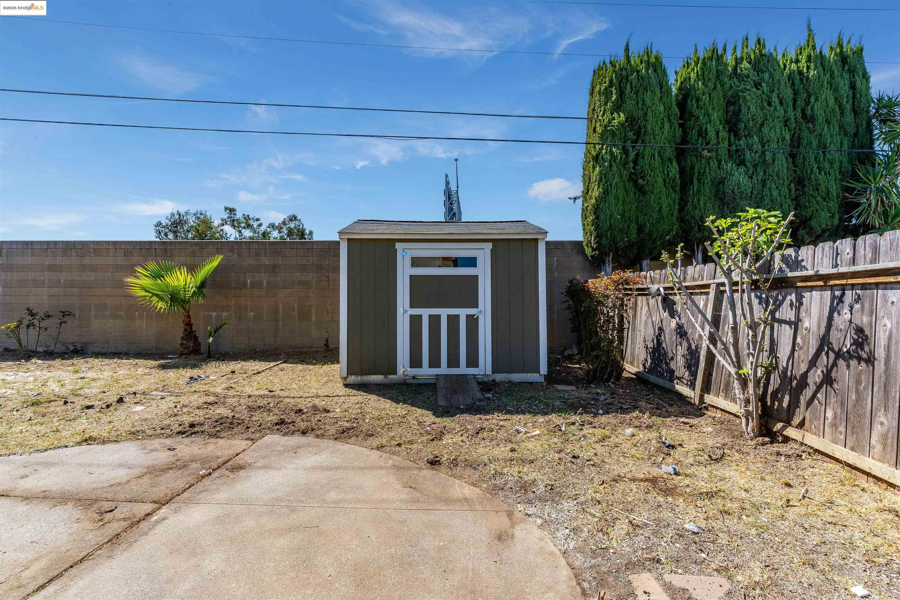 Detail Gallery Image 35 of 42 For 1908 New Jersey St, Fairfield,  CA 94533 - 3 Beds | 2 Baths