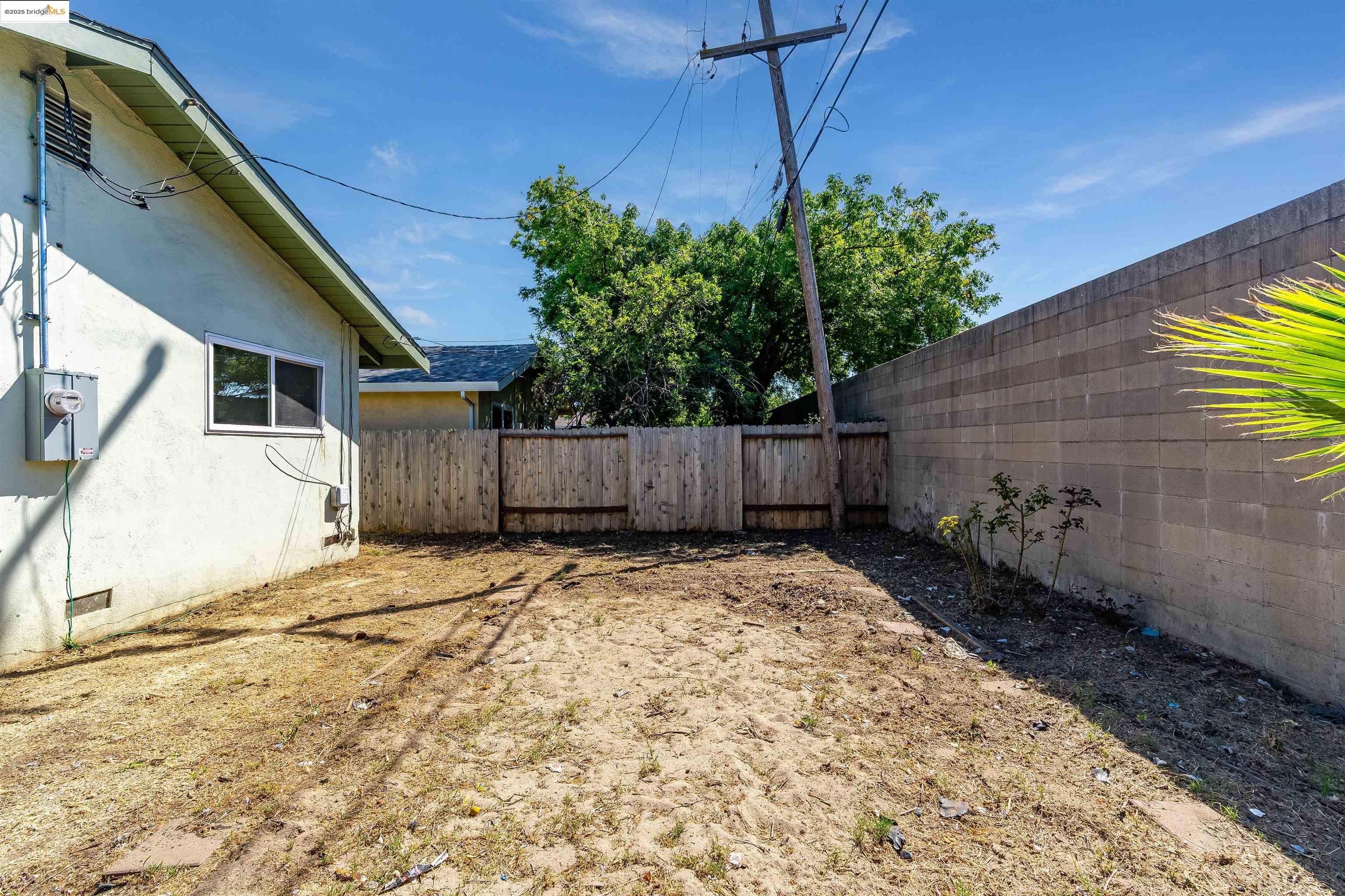 Detail Gallery Image 38 of 42 For 1908 New Jersey St, Fairfield,  CA 94533 - 3 Beds | 2 Baths