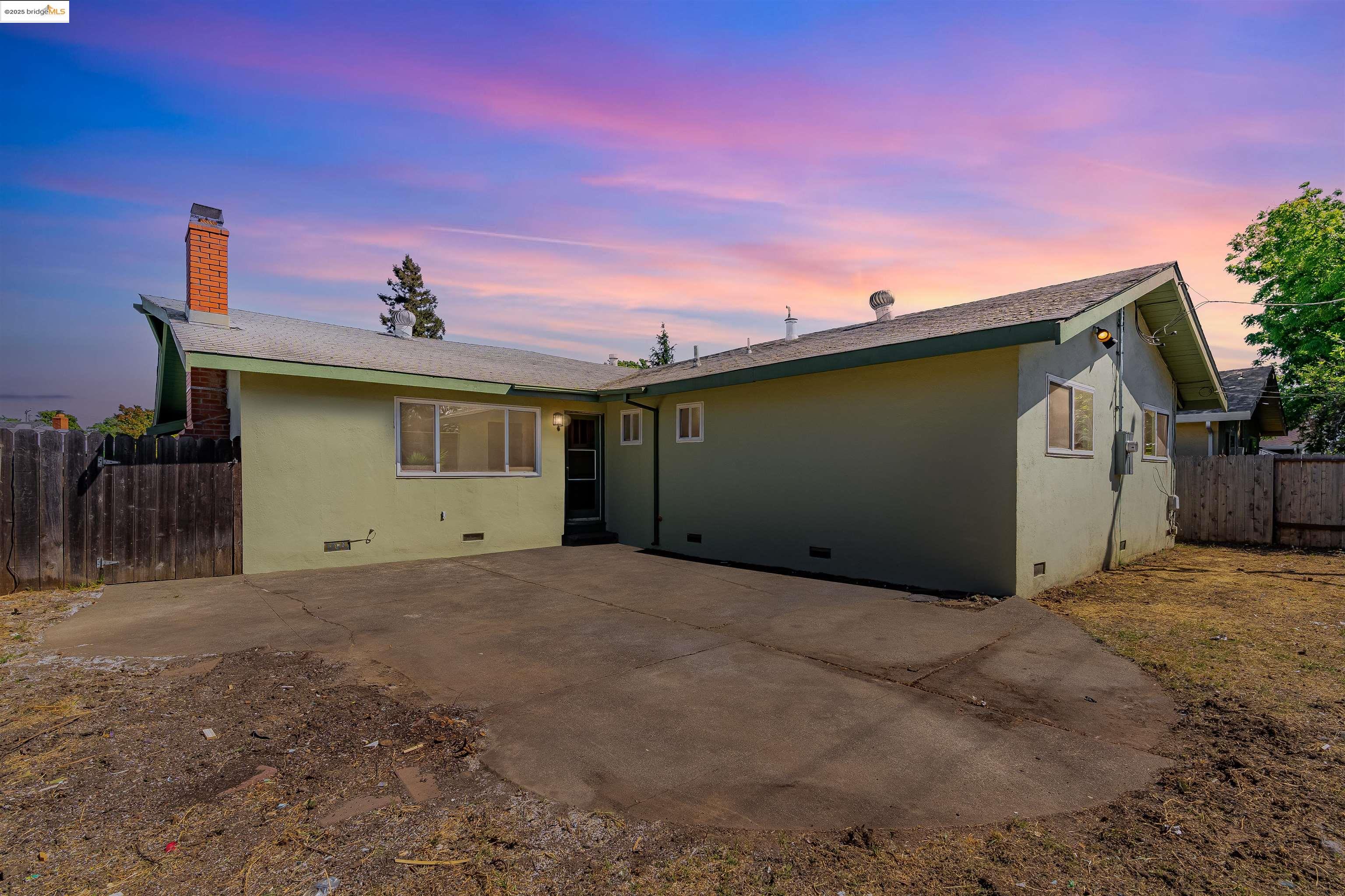 Detail Gallery Image 42 of 42 For 1908 New Jersey St, Fairfield,  CA 94533 - 3 Beds | 2 Baths