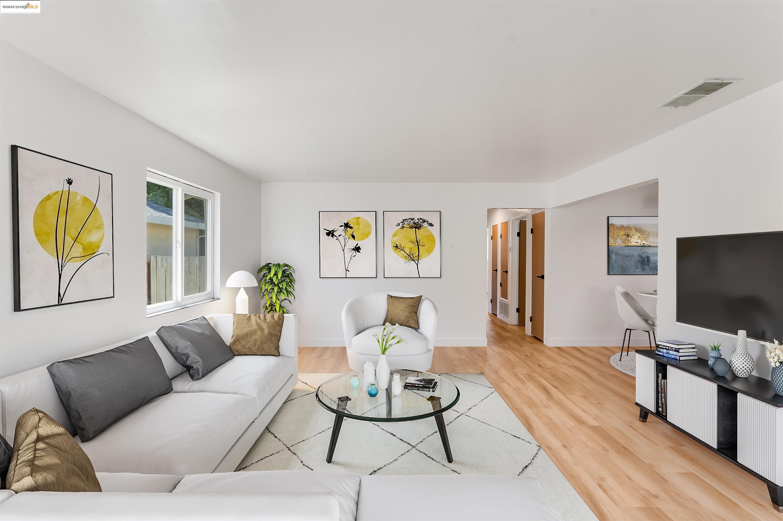 Detail Gallery Image 6 of 42 For 1908 New Jersey St, Fairfield,  CA 94533 - 3 Beds | 2 Baths