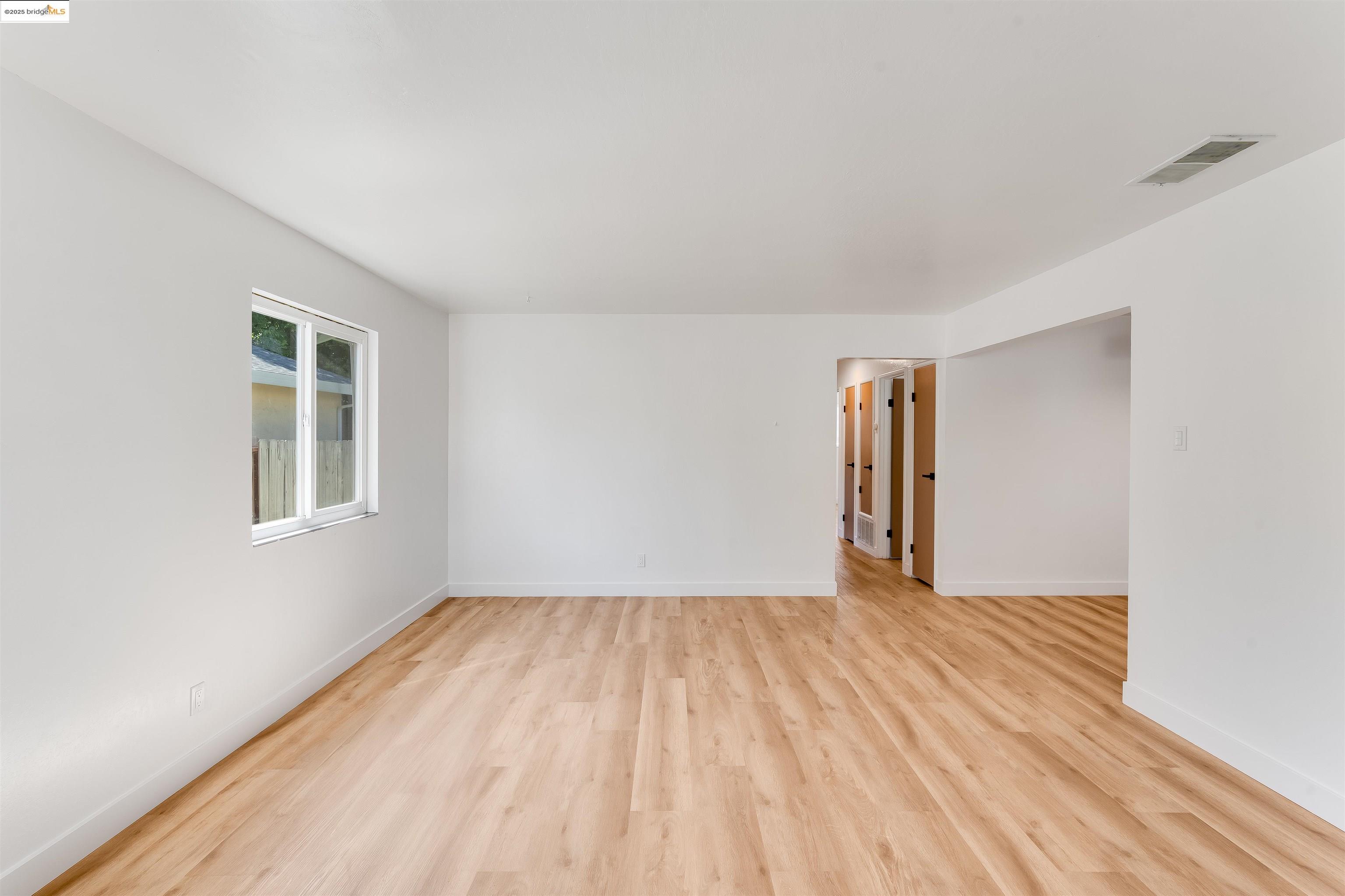 Detail Gallery Image 7 of 42 For 1908 New Jersey St, Fairfield,  CA 94533 - 3 Beds | 2 Baths