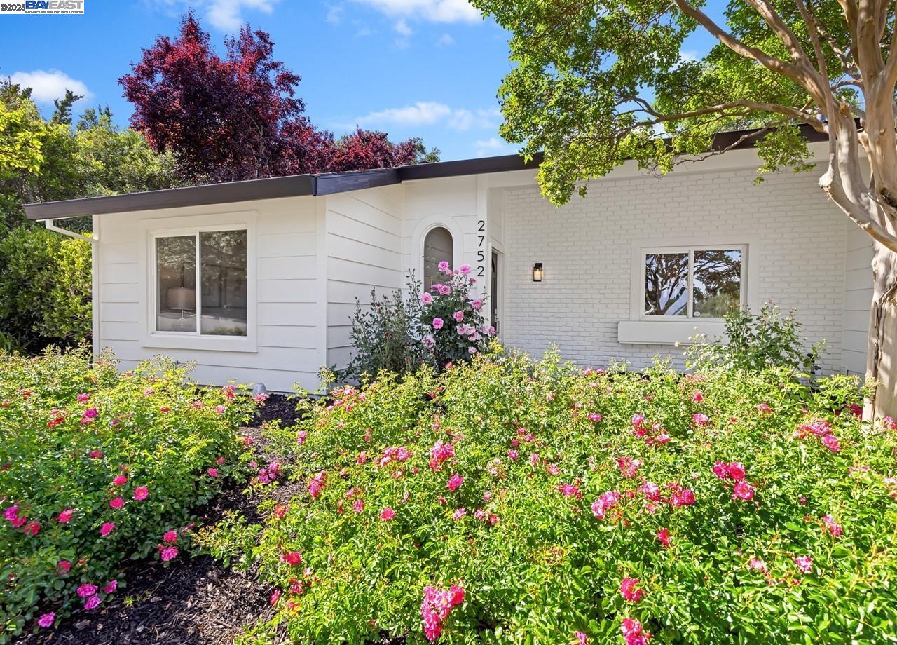 Detail Gallery Image 4 of 46 For 2752 Morgan Dr, San Ramon,  CA 94583 - 5 Beds | 3 Baths