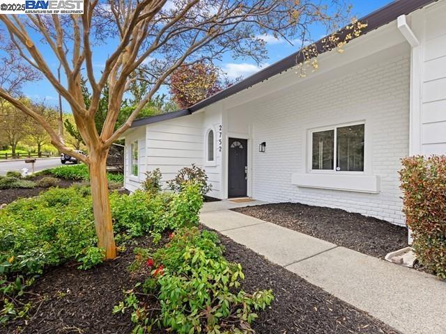 Detail Gallery Image 5 of 46 For 2752 Morgan Dr, San Ramon,  CA 94583 - 5 Beds | 3 Baths