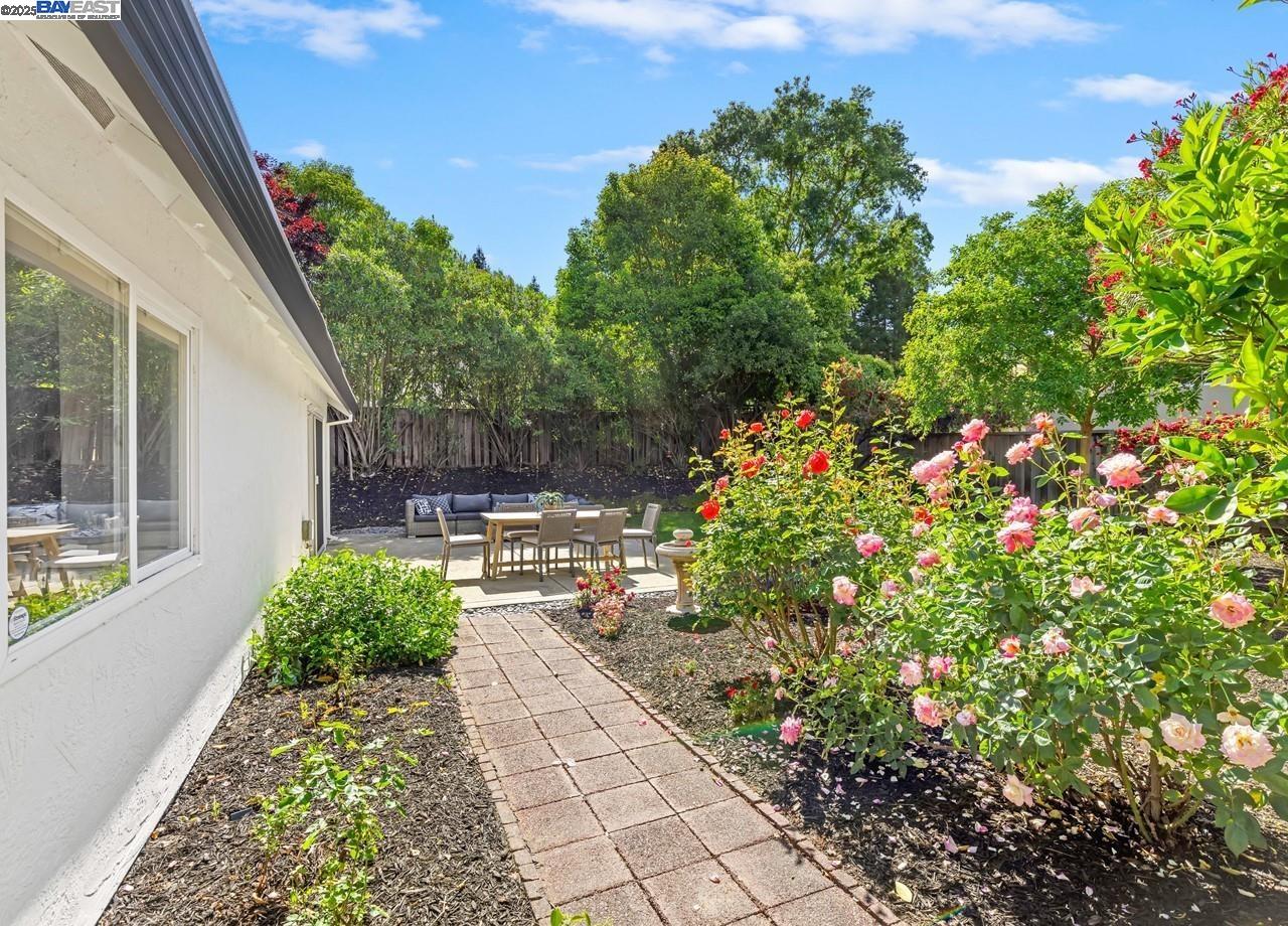 Detail Gallery Image 45 of 46 For 2752 Morgan Dr, San Ramon,  CA 94583 - 5 Beds | 3 Baths