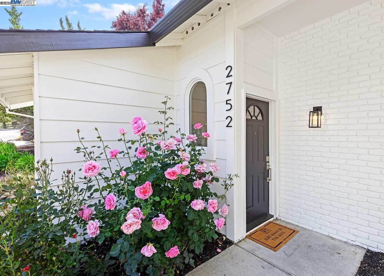 Detail Gallery Image 6 of 46 For 2752 Morgan Dr, San Ramon,  CA 94583 - 5 Beds | 3 Baths