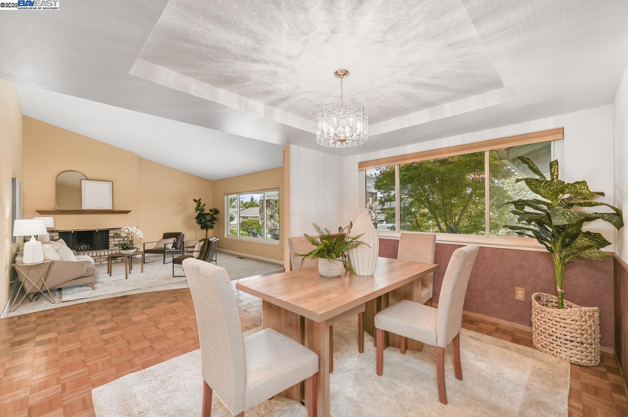 Detail Gallery Image 12 of 43 For 1047 Innsbruck St, Livermore,  CA 94550 - 3 Beds | 2 Baths