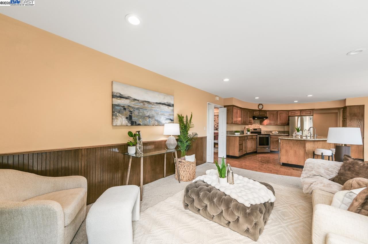 Detail Gallery Image 14 of 43 For 1047 Innsbruck St, Livermore,  CA 94550 - 3 Beds | 2 Baths