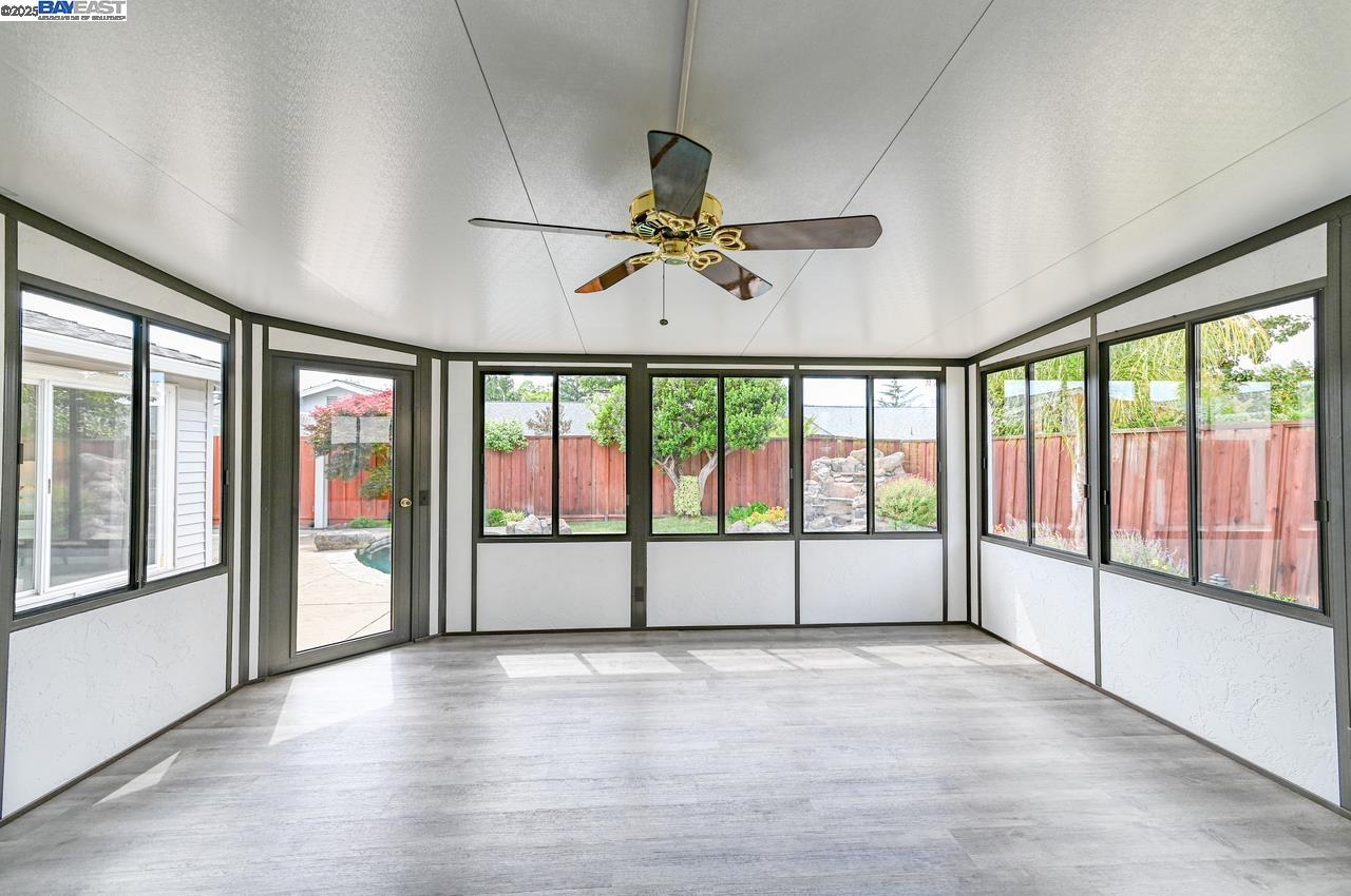 Detail Gallery Image 33 of 43 For 1047 Innsbruck St, Livermore,  CA 94550 - 3 Beds | 2 Baths