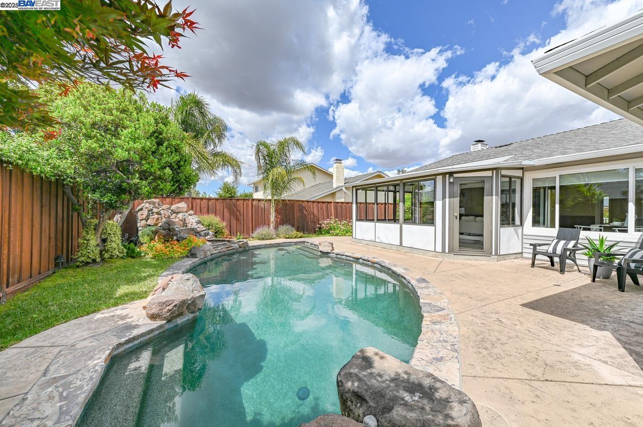 Detail Gallery Image 37 of 43 For 1047 Innsbruck St, Livermore,  CA 94550 - 3 Beds | 2 Baths