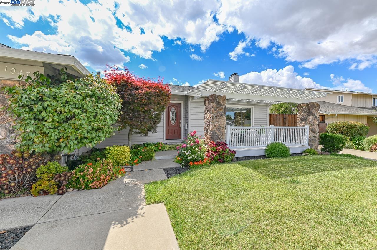 Detail Gallery Image 5 of 43 For 1047 Innsbruck St, Livermore,  CA 94550 - 3 Beds | 2 Baths