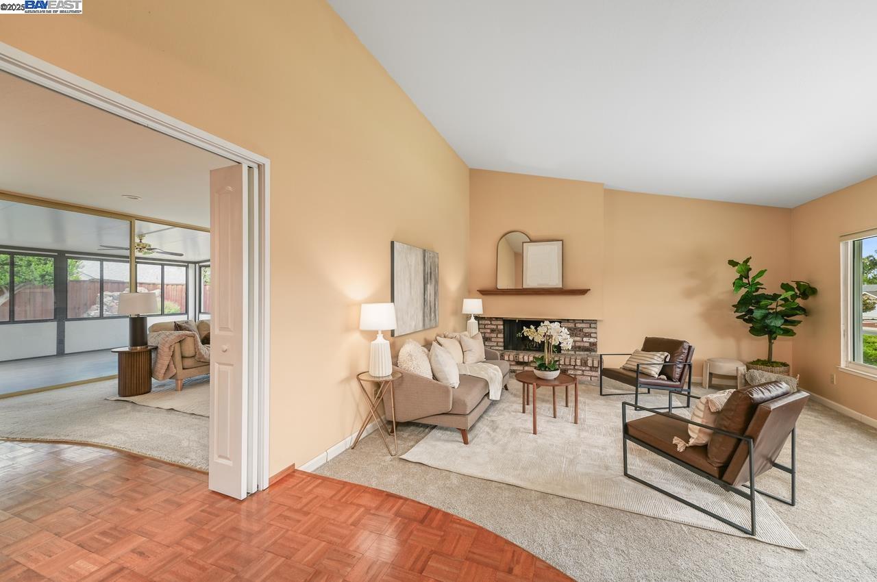 Detail Gallery Image 10 of 43 For 1047 Innsbruck St, Livermore,  CA 94550 - 3 Beds | 2 Baths