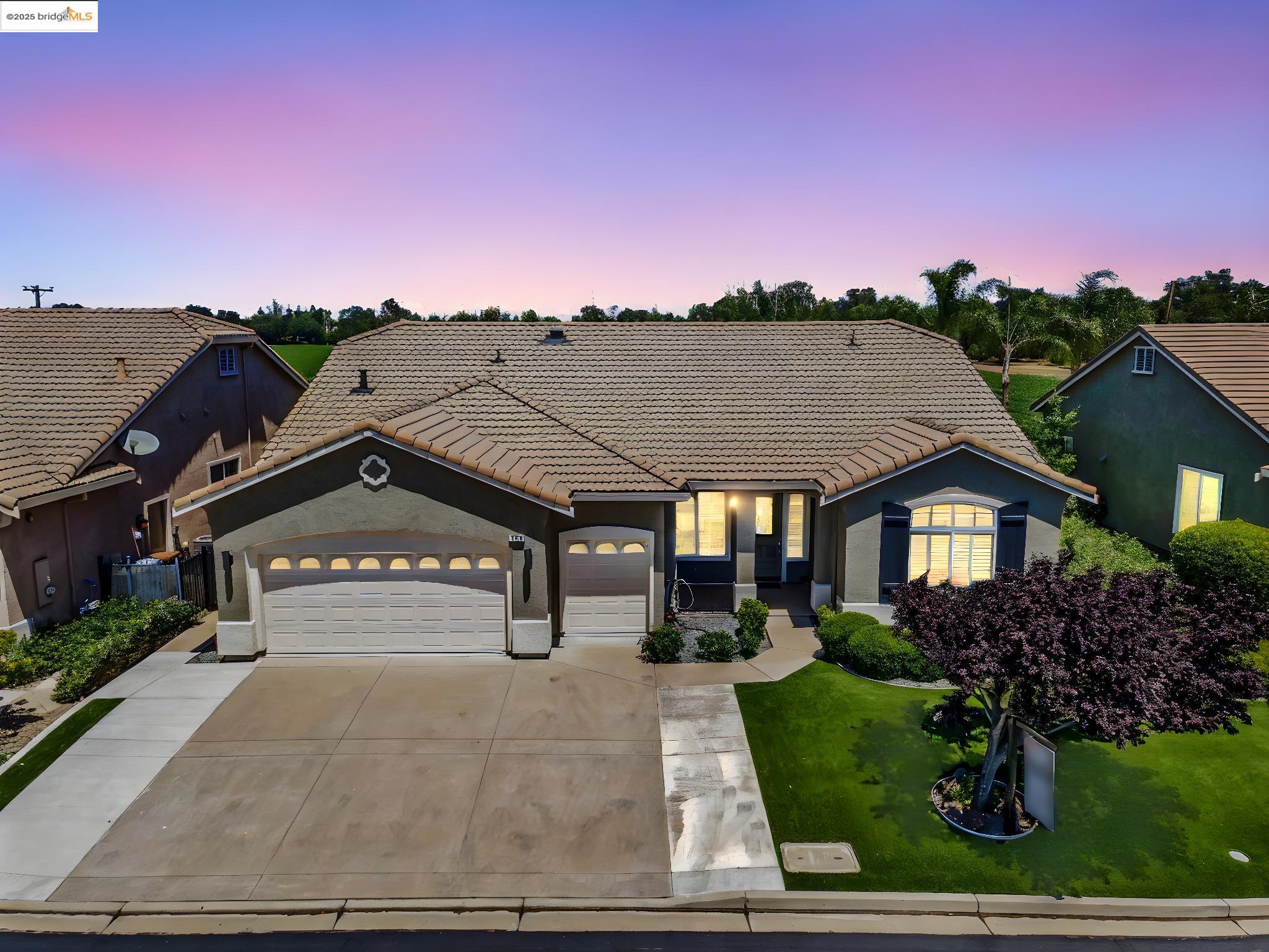 Detail Gallery Image 1 of 46 For 909 Suntan Lane, Brentwood,  CA 94513-9999 - 2 Beds | 2/1 Baths
