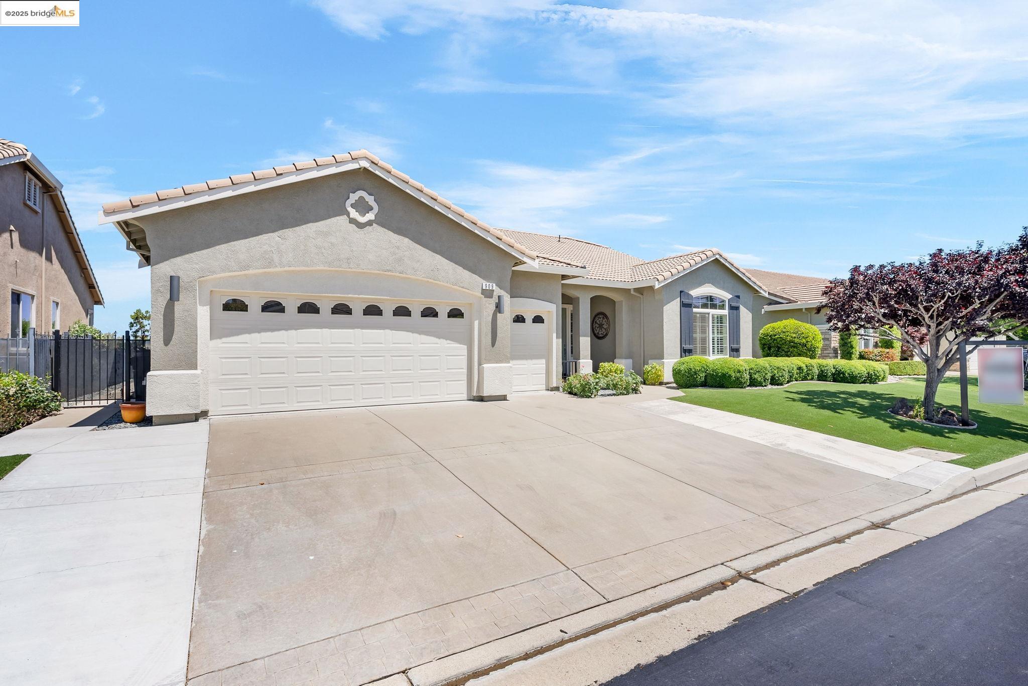 Detail Gallery Image 12 of 46 For 909 Suntan Lane, Brentwood,  CA 94513-9999 - 2 Beds | 2/1 Baths