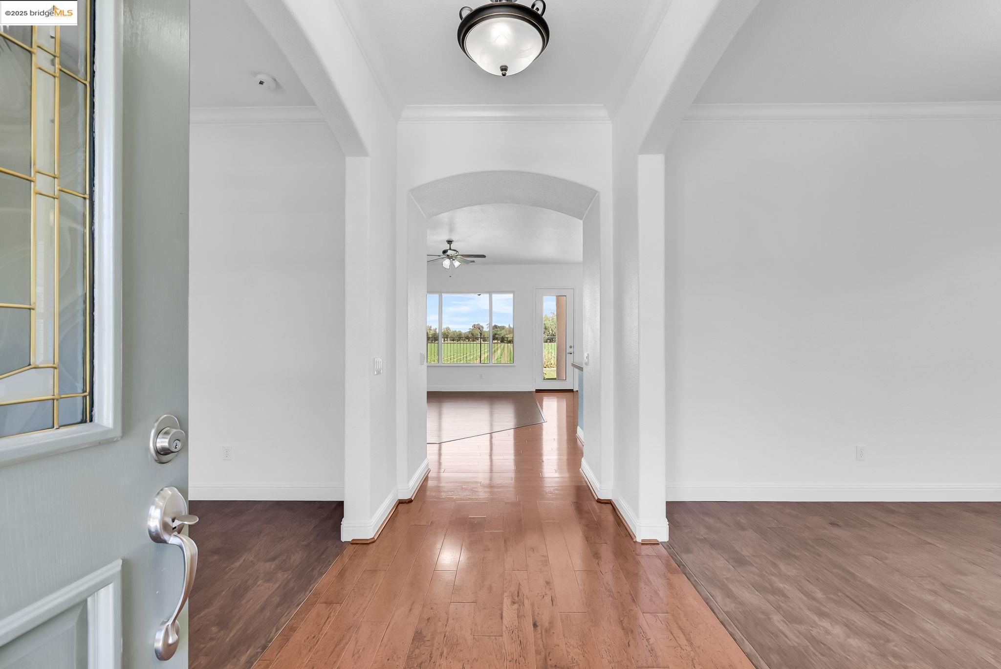 Detail Gallery Image 14 of 46 For 909 Suntan Lane, Brentwood,  CA 94513-9999 - 2 Beds | 2/1 Baths