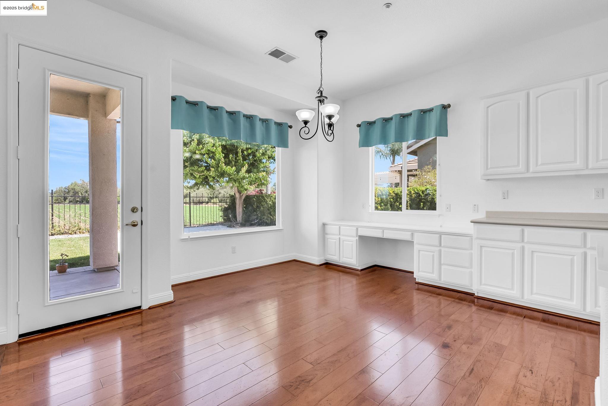Detail Gallery Image 26 of 46 For 909 Suntan Lane, Brentwood,  CA 94513-9999 - 2 Beds | 2/1 Baths