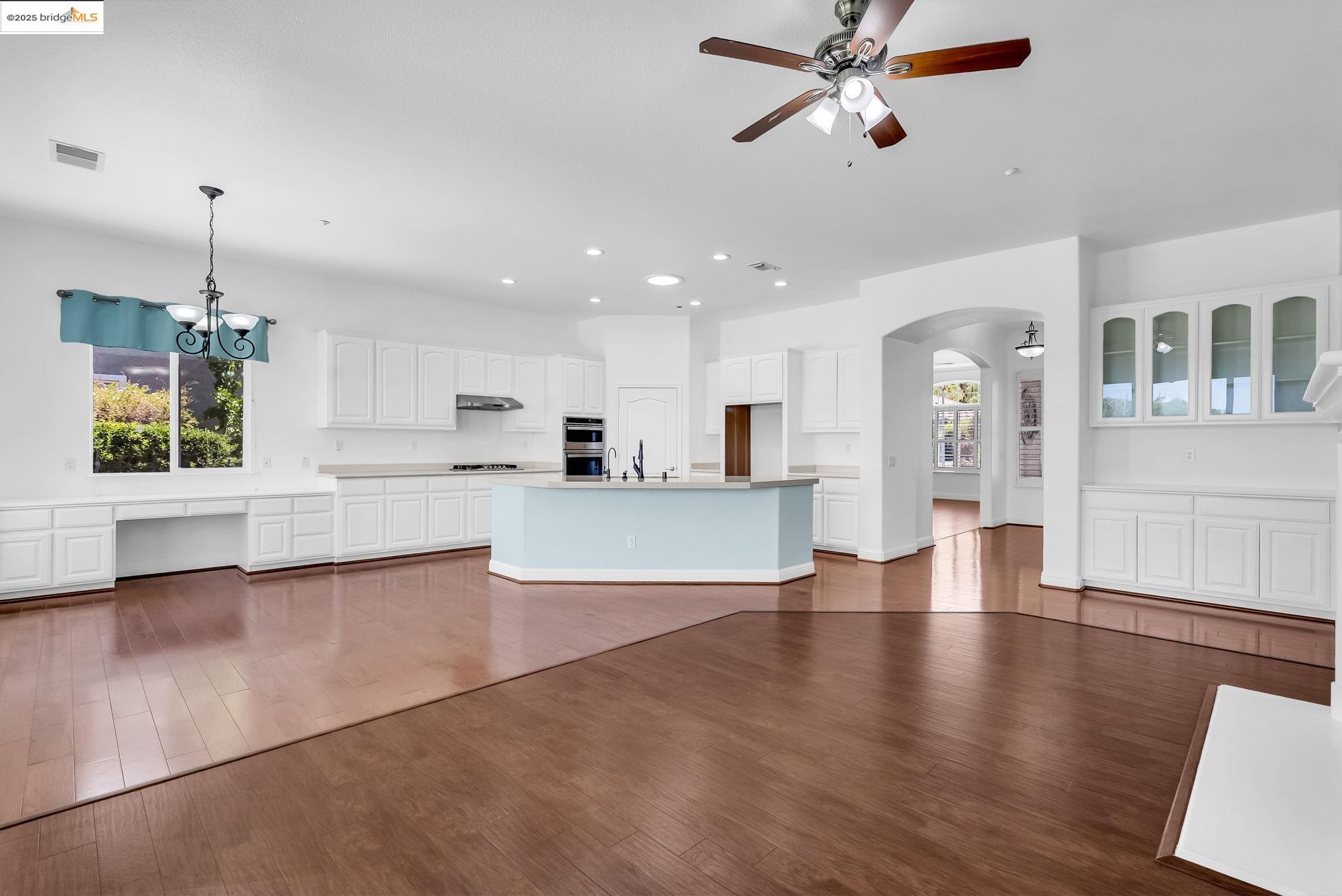 Detail Gallery Image 27 of 46 For 909 Suntan Lane, Brentwood,  CA 94513-9999 - 2 Beds | 2/1 Baths