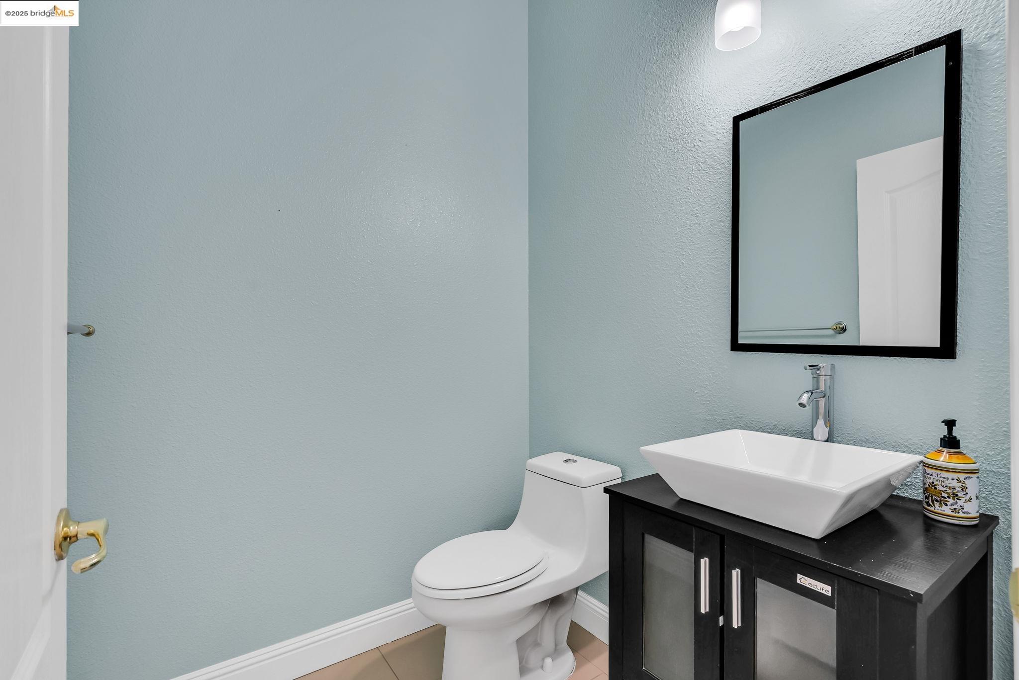 Detail Gallery Image 28 of 46 For 909 Suntan Lane, Brentwood,  CA 94513-9999 - 2 Beds | 2/1 Baths
