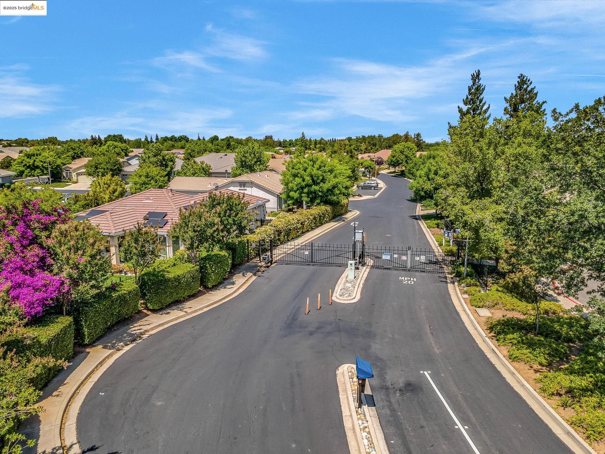Detail Gallery Image 11 of 53 For 1185 Bacchini Lane, Brentwood,  CA 94513-9999 - 2 Beds | 2 Baths