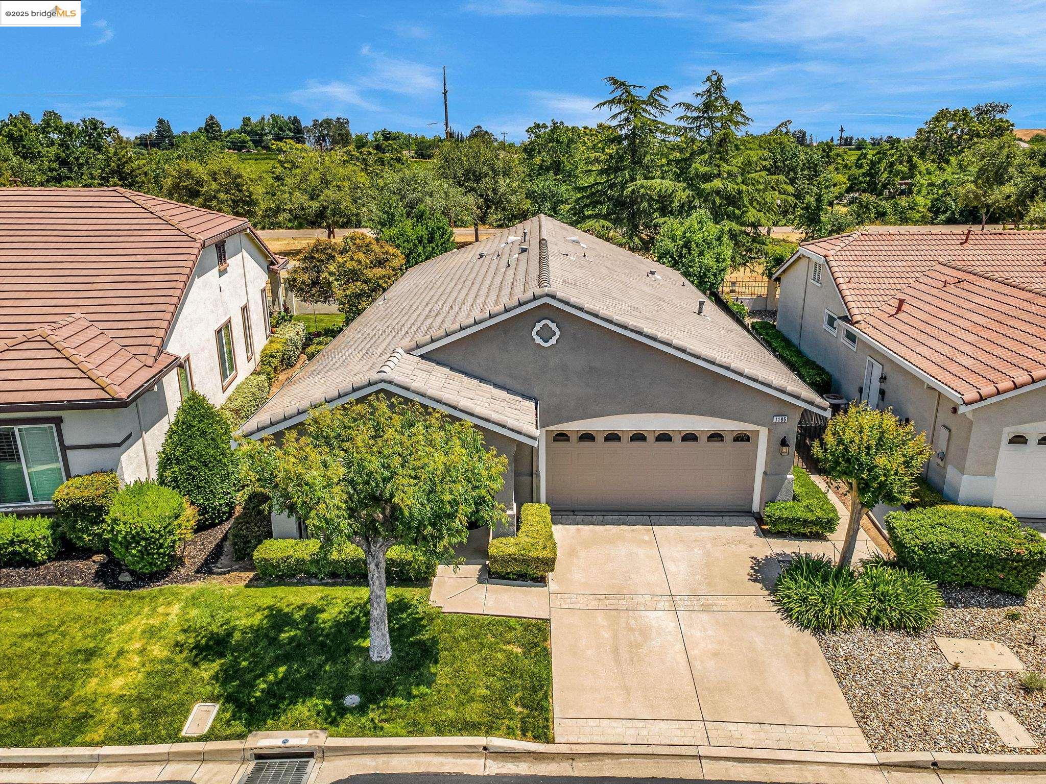 Detail Gallery Image 8 of 53 For 1185 Bacchini Lane, Brentwood,  CA 94513-9999 - 2 Beds | 2 Baths