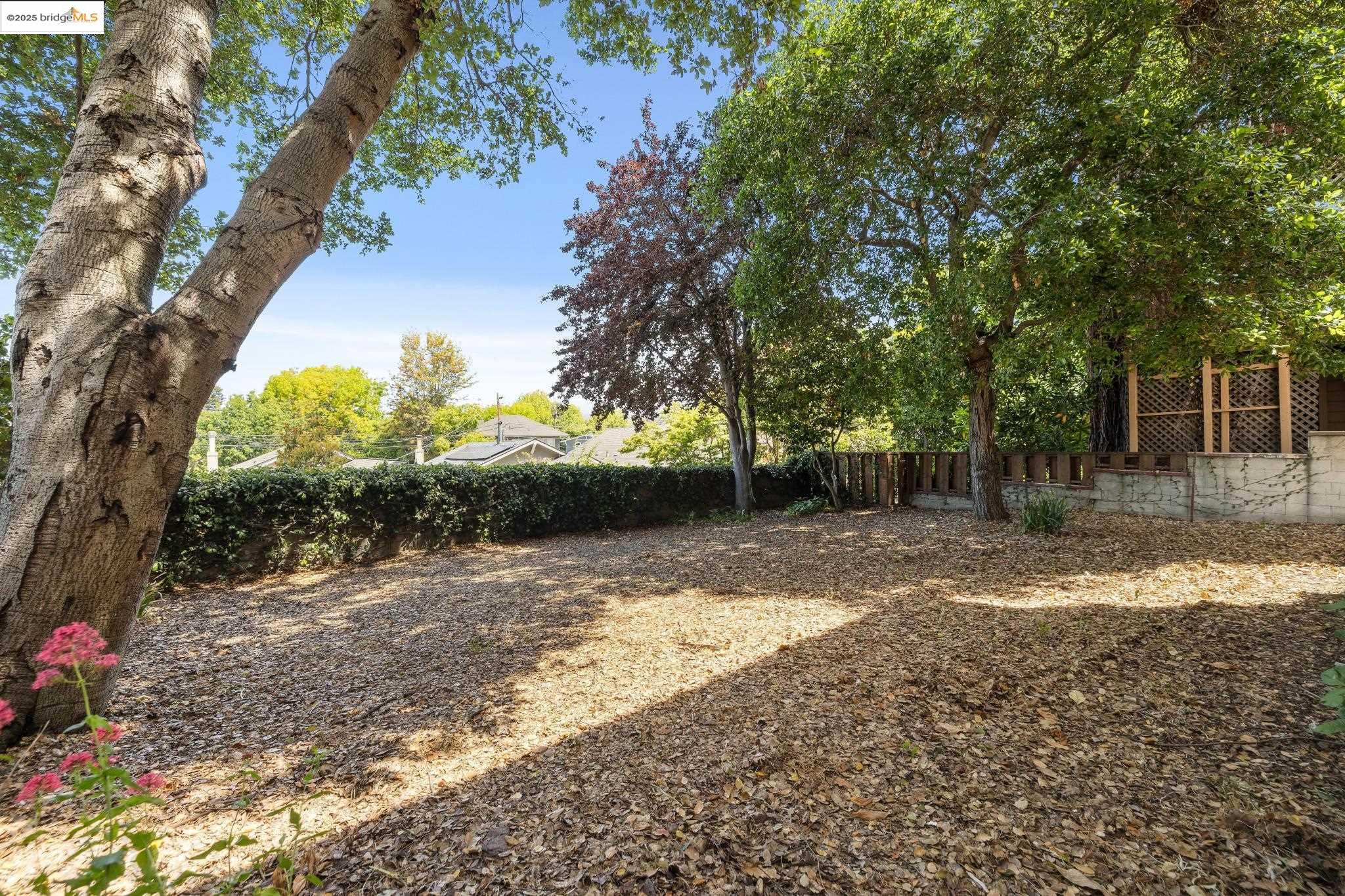 Detail Gallery Image 28 of 31 For 5161 Coronado Ave, Oakland,  CA 94618 - – Beds | – Baths