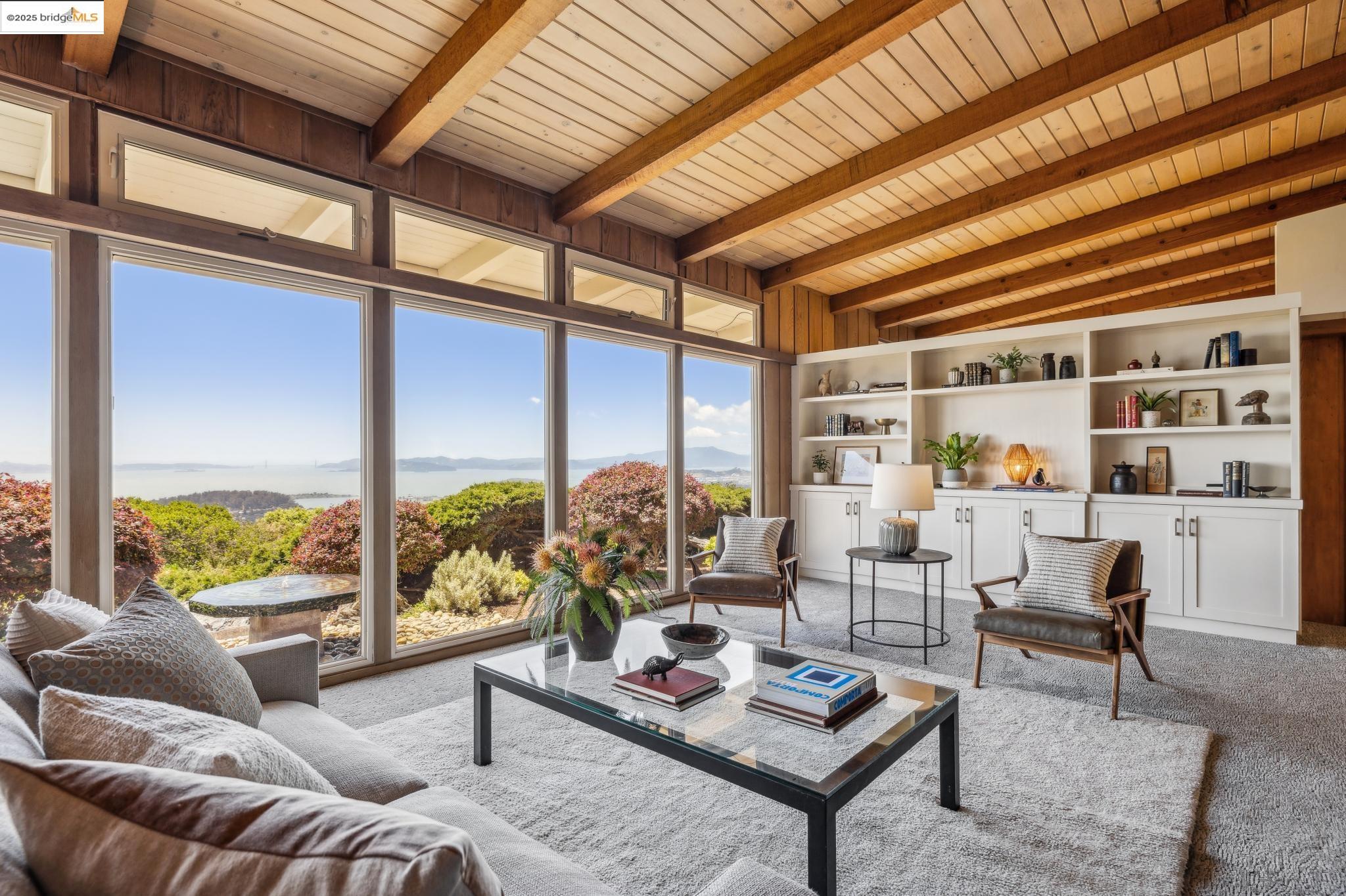 Detail Gallery Image 14 of 60 For 1 Garden Dr, Kensington,  CA 94708 - 3 Beds | 2 Baths