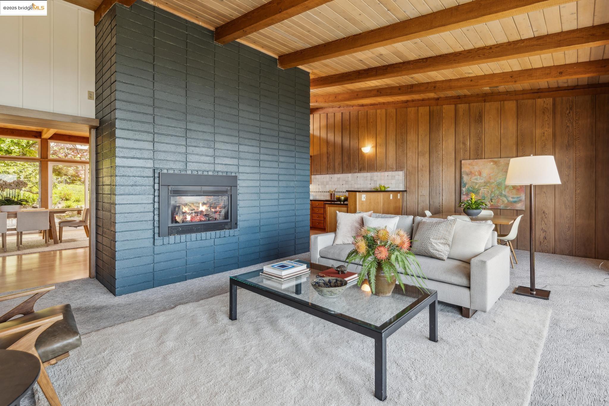 Detail Gallery Image 18 of 60 For 1 Garden Dr, Kensington,  CA 94708 - 3 Beds | 2 Baths