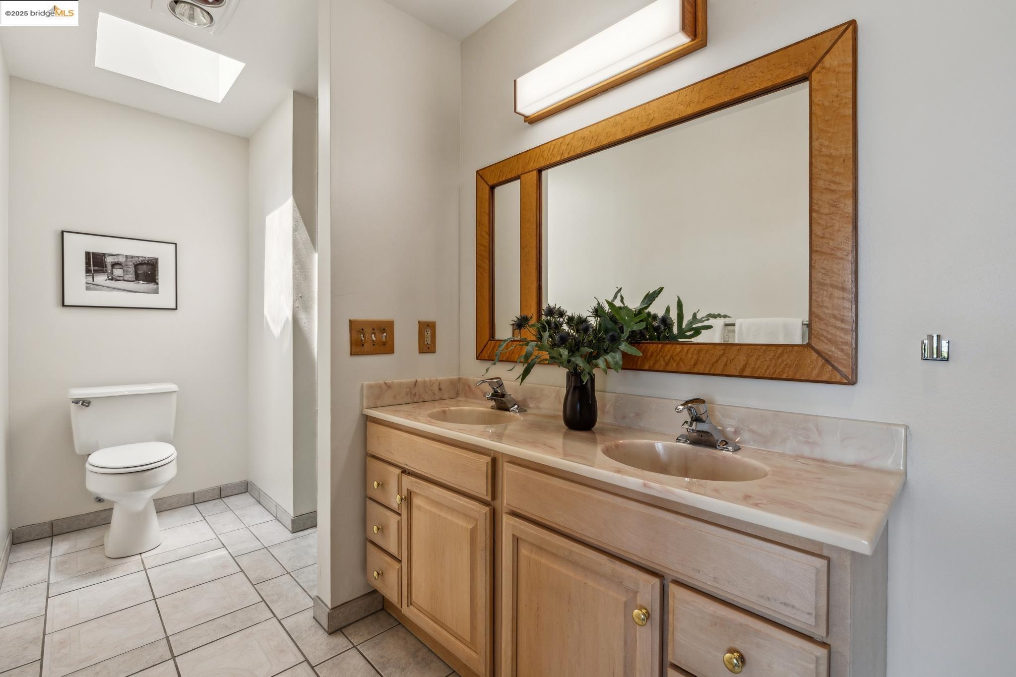 Detail Gallery Image 39 of 60 For 1 Garden Dr, Kensington,  CA 94708 - 3 Beds | 2 Baths