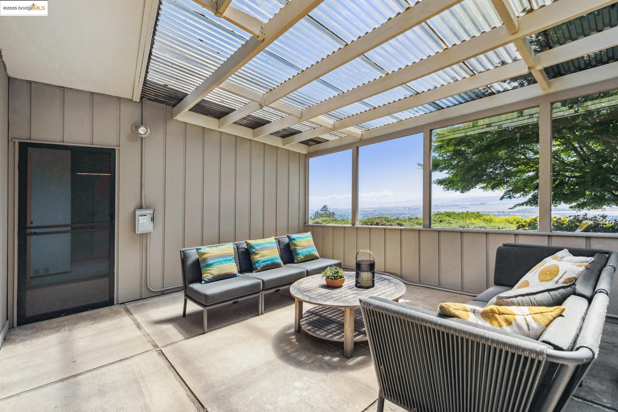 Detail Gallery Image 47 of 60 For 1 Garden Dr, Kensington,  CA 94708 - 3 Beds | 2 Baths