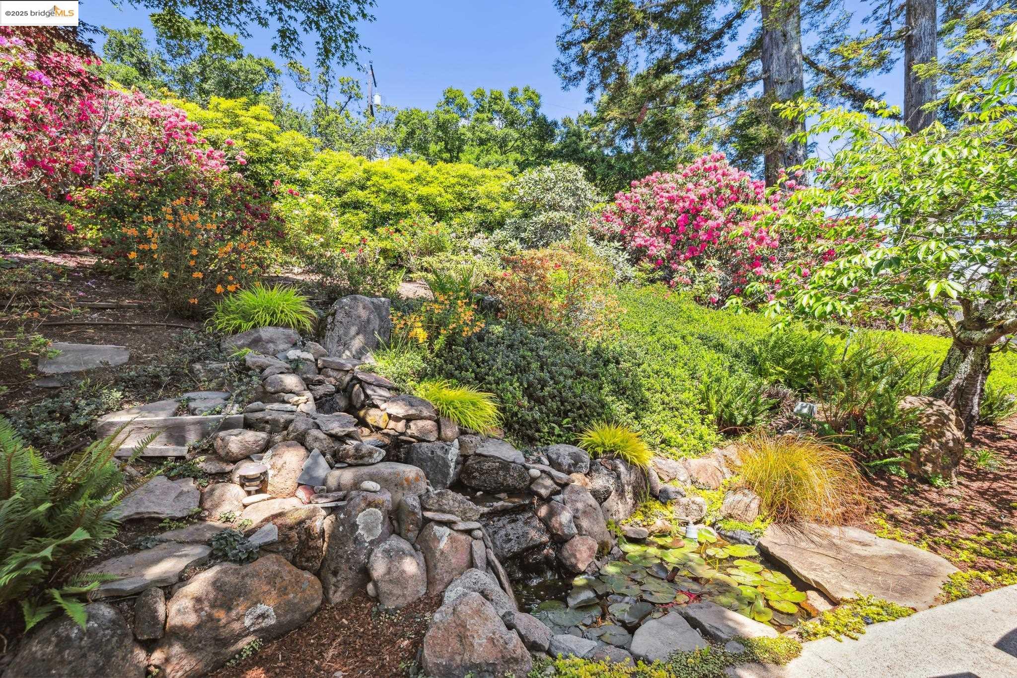 Detail Gallery Image 52 of 60 For 1 Garden Dr, Kensington,  CA 94708 - 3 Beds | 2 Baths