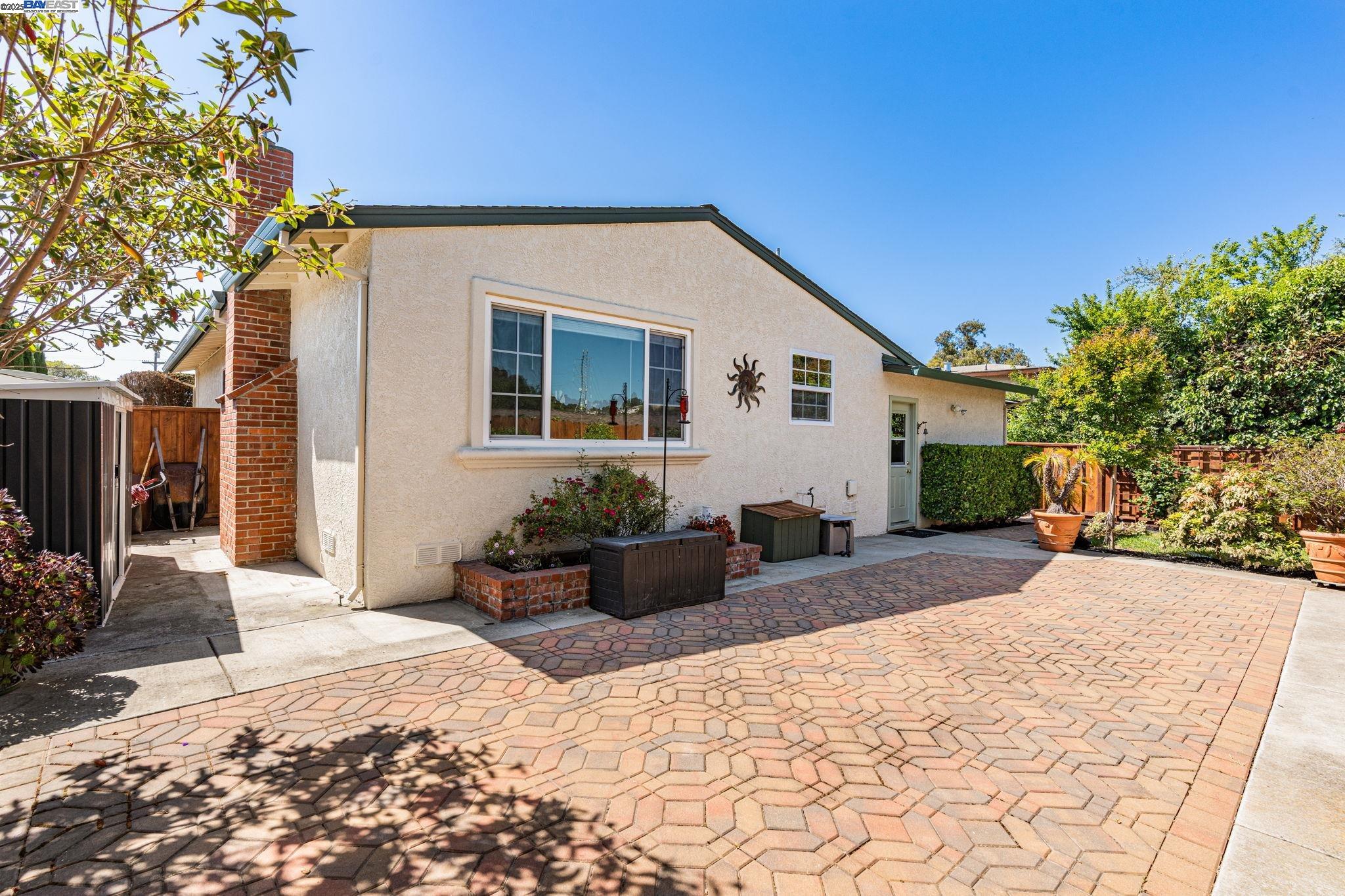 Detail Gallery Image 27 of 33 For 24964 Panitz St, Hayward,  CA 94541 - 3 Beds | 2 Baths