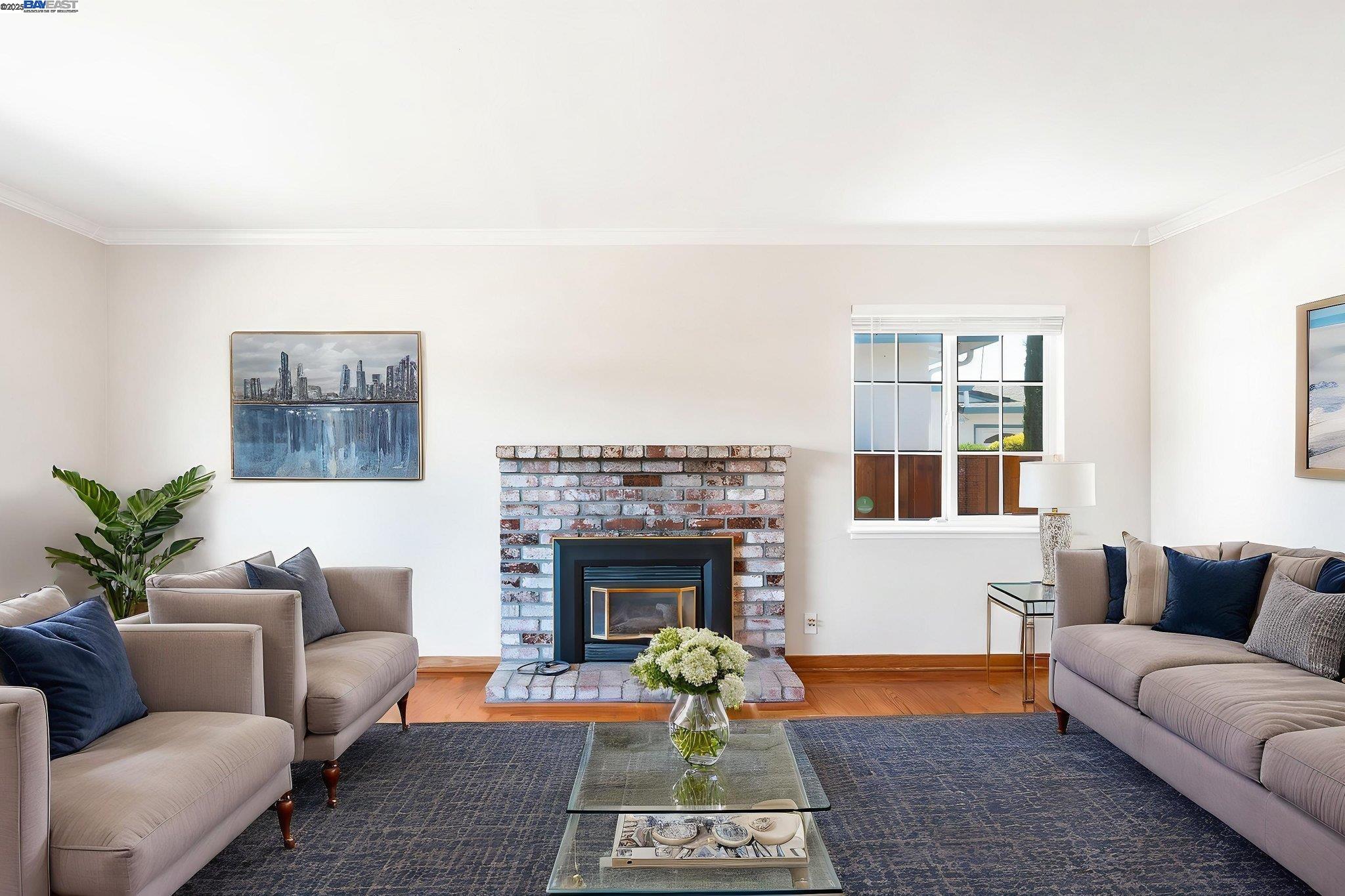 Detail Gallery Image 5 of 33 For 24964 Panitz St, Hayward,  CA 94541 - 3 Beds | 2 Baths