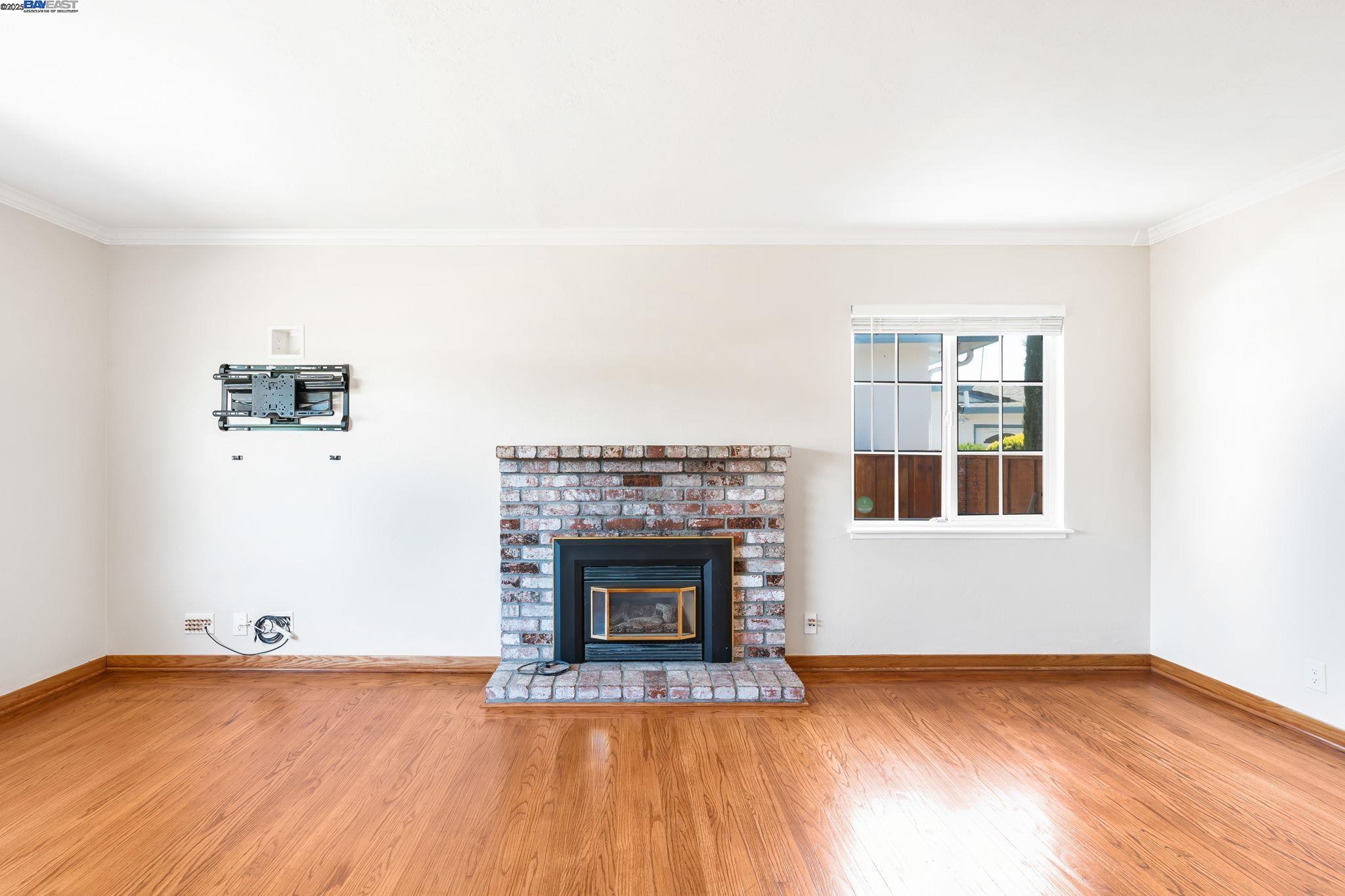 Detail Gallery Image 6 of 33 For 24964 Panitz St, Hayward,  CA 94541 - 3 Beds | 2 Baths